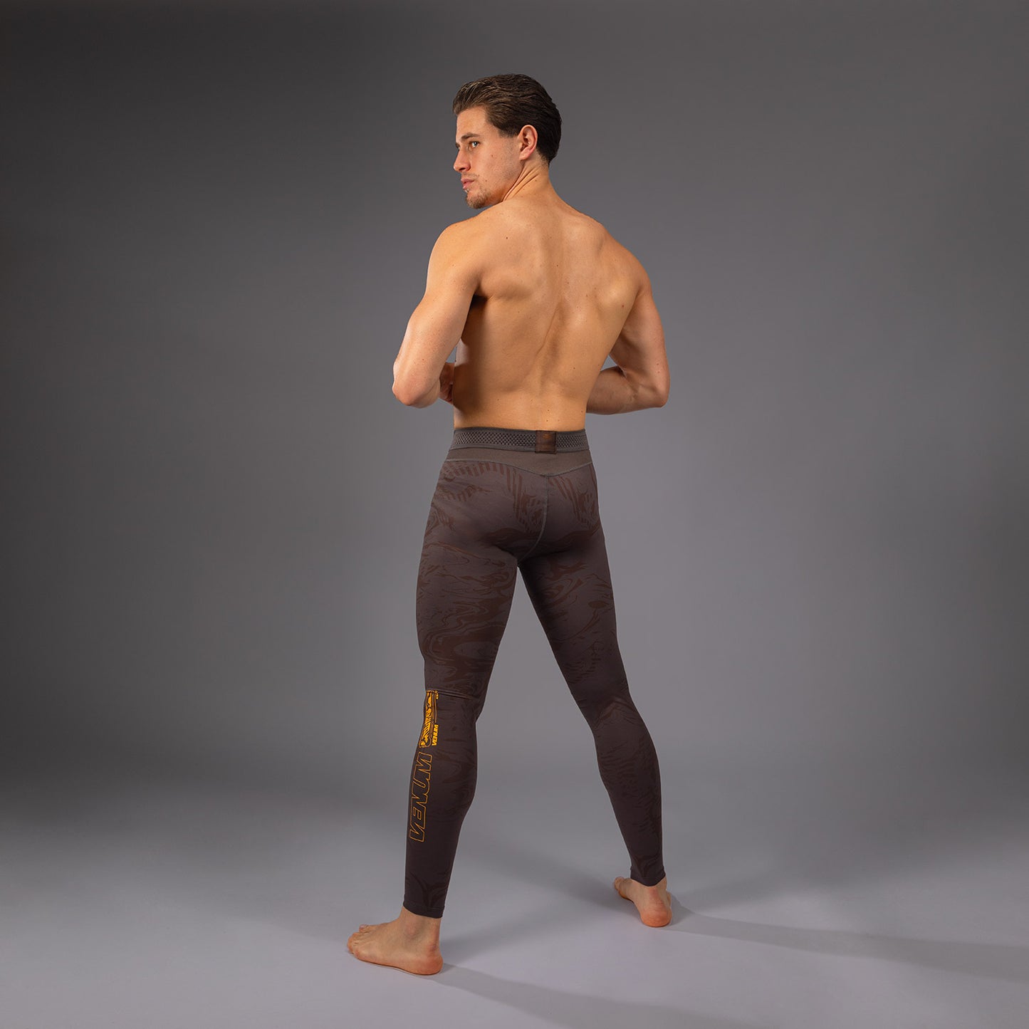 UFC Fusion by Venum Fight Week 男士紧身衣 – 土褐色