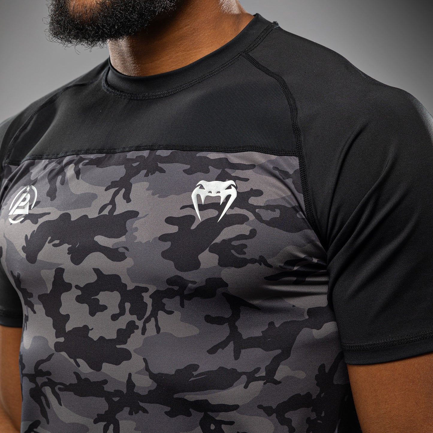 Venum x Polaris Dry Tech T恤 – 黑色/风暴灰