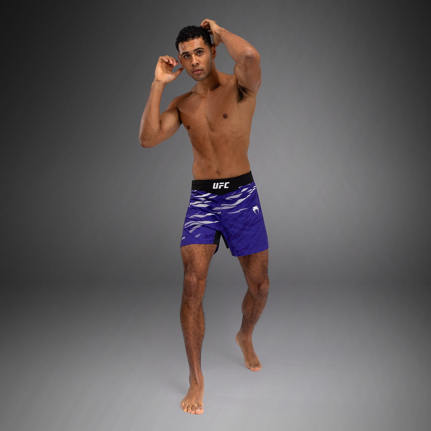 UFC Fusion by Venum Authentic Fight Night 男士格斗短裤 – 紫色