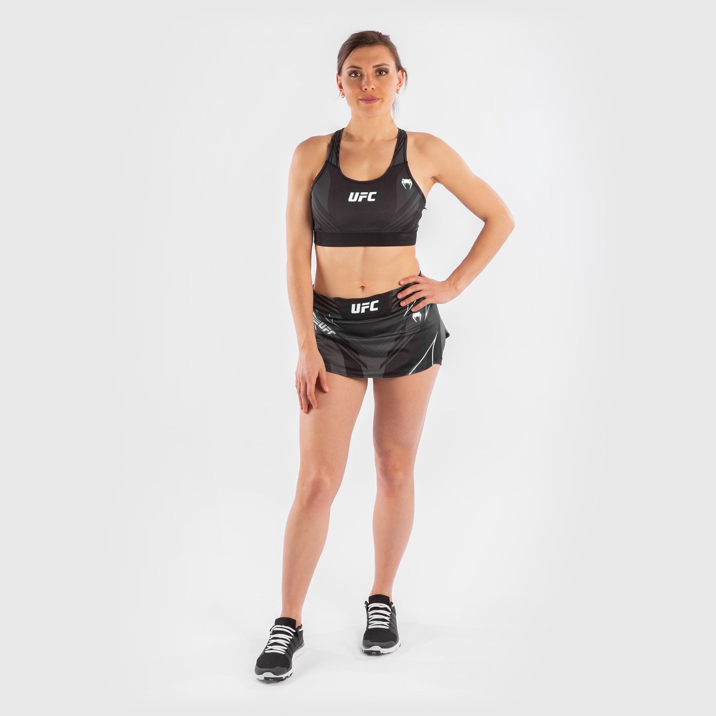 UFC Venum Authentic Fight Night 女士格斗短裙 – 黑色
