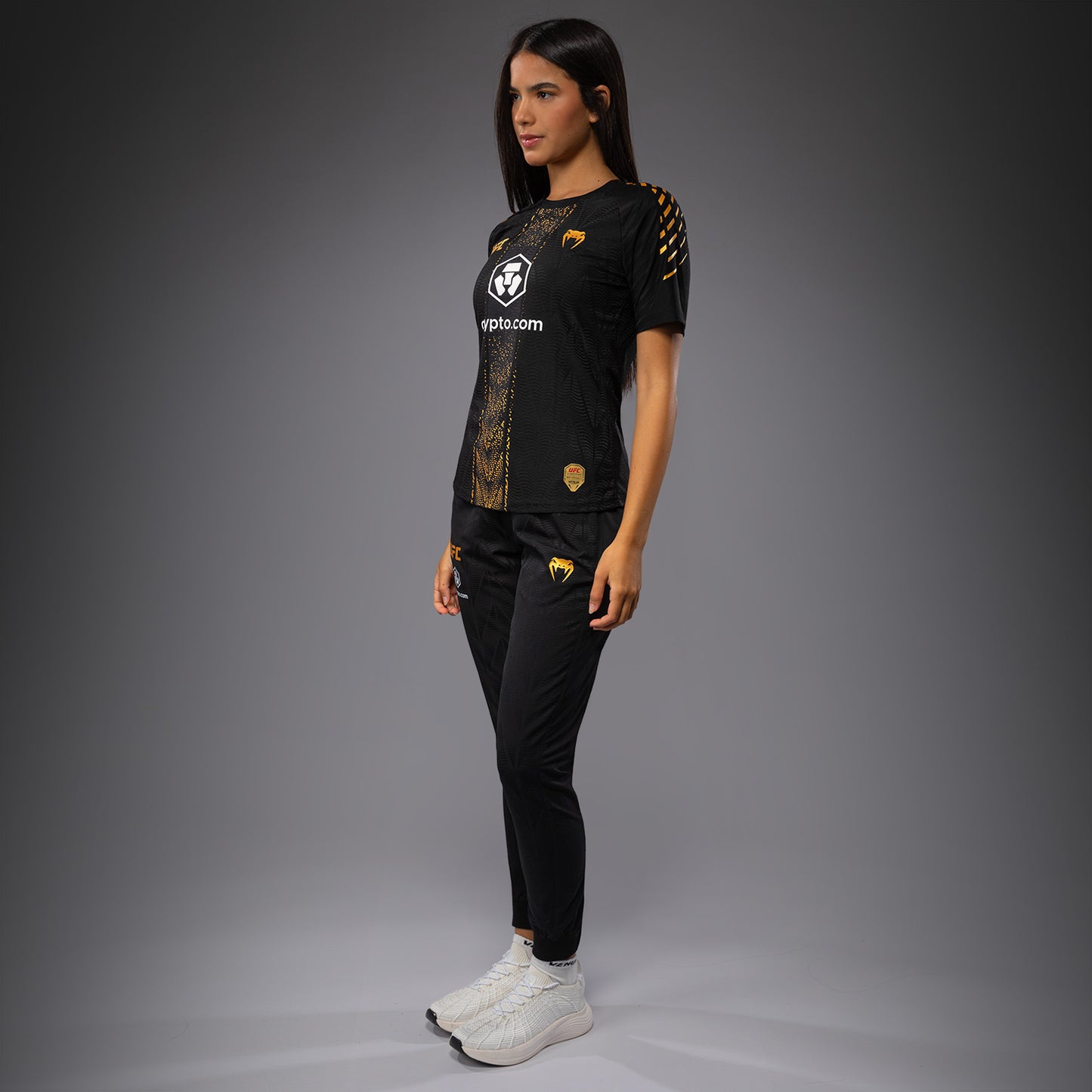 Women's UFC Zenith by Venum Champion Authentic Fight Night Walkout Jersey  女士UFC Zenith by Venum Champion 正品比赛入场球衣