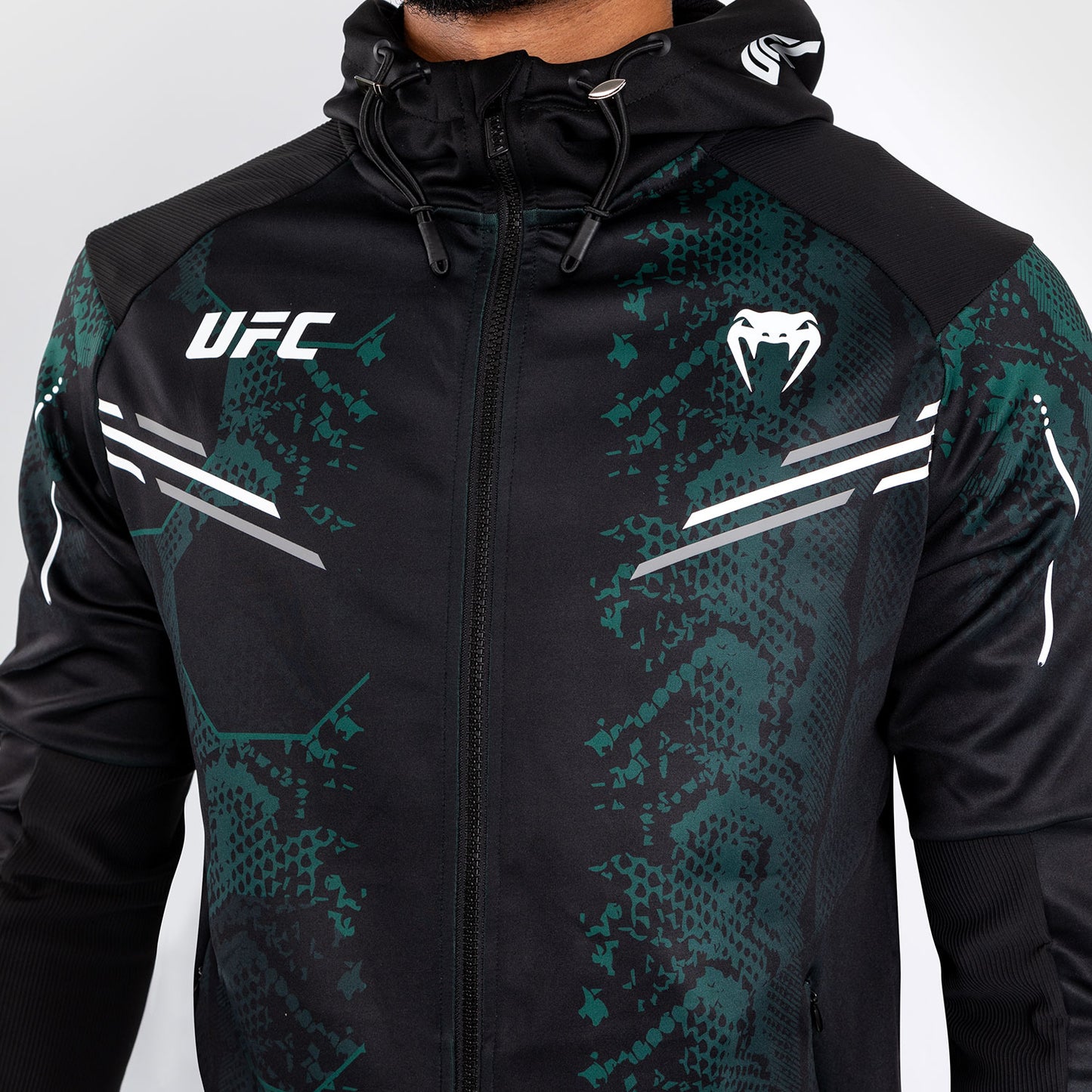 UFC Adrenaline by Venum Authentic Fight Night 男士款连帽衫 – 绿松石色/黑色