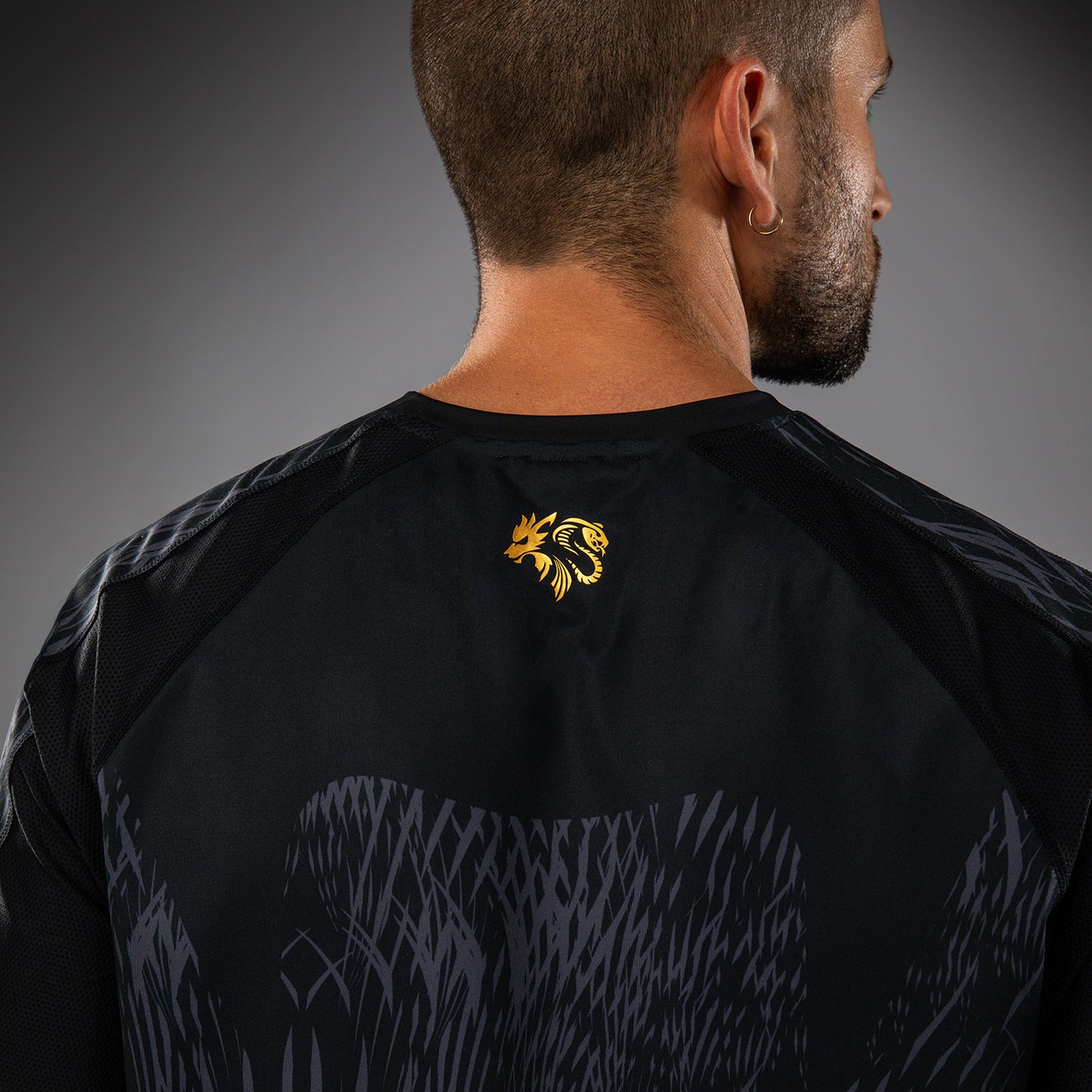 Venum x Chimaev Dry Tech T恤 – 黑色/灰色