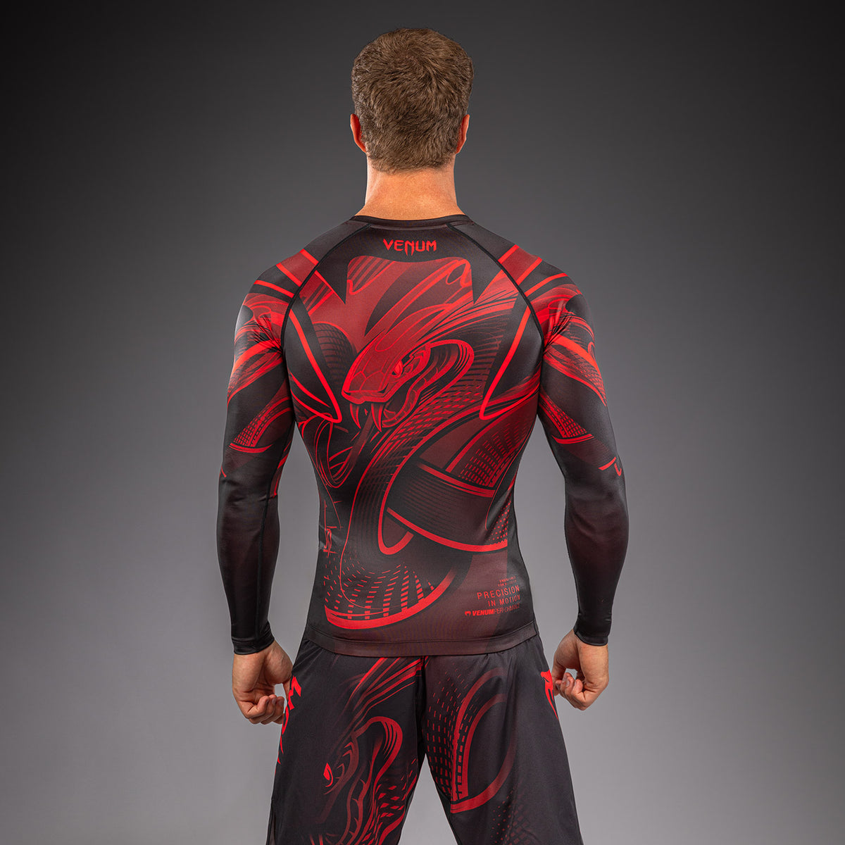 Venum Crimson Viper 2.0 长袖防磨衣 - 黑色/红色