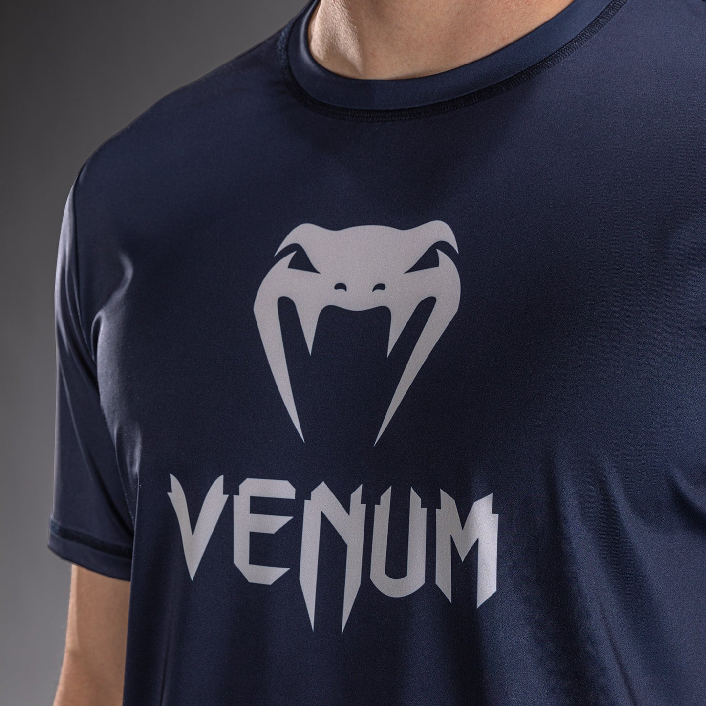 Venum Classic Dry Tech T恤 - 海军蓝/白色
