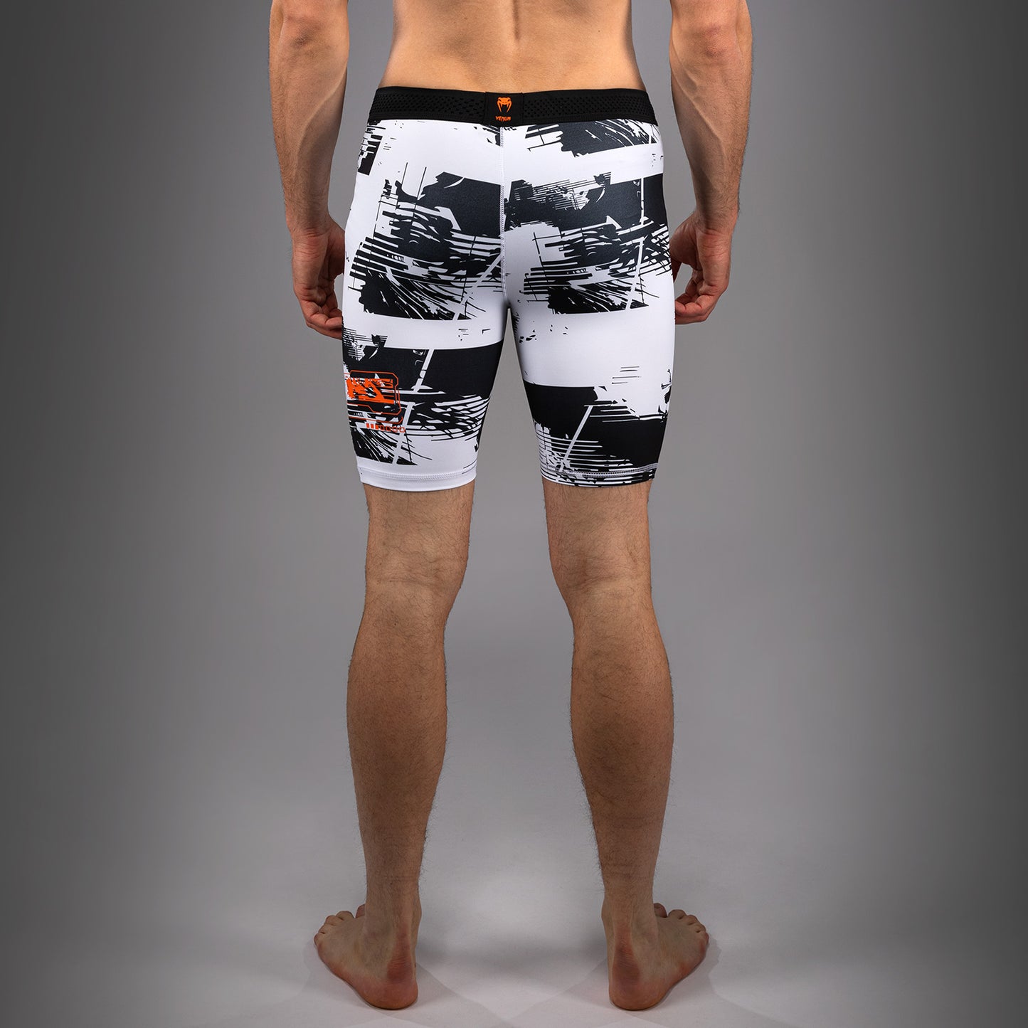 Men’s UFC Zenith by Venum 白色 Authentic Fight Week Performance 综合格斗短裤