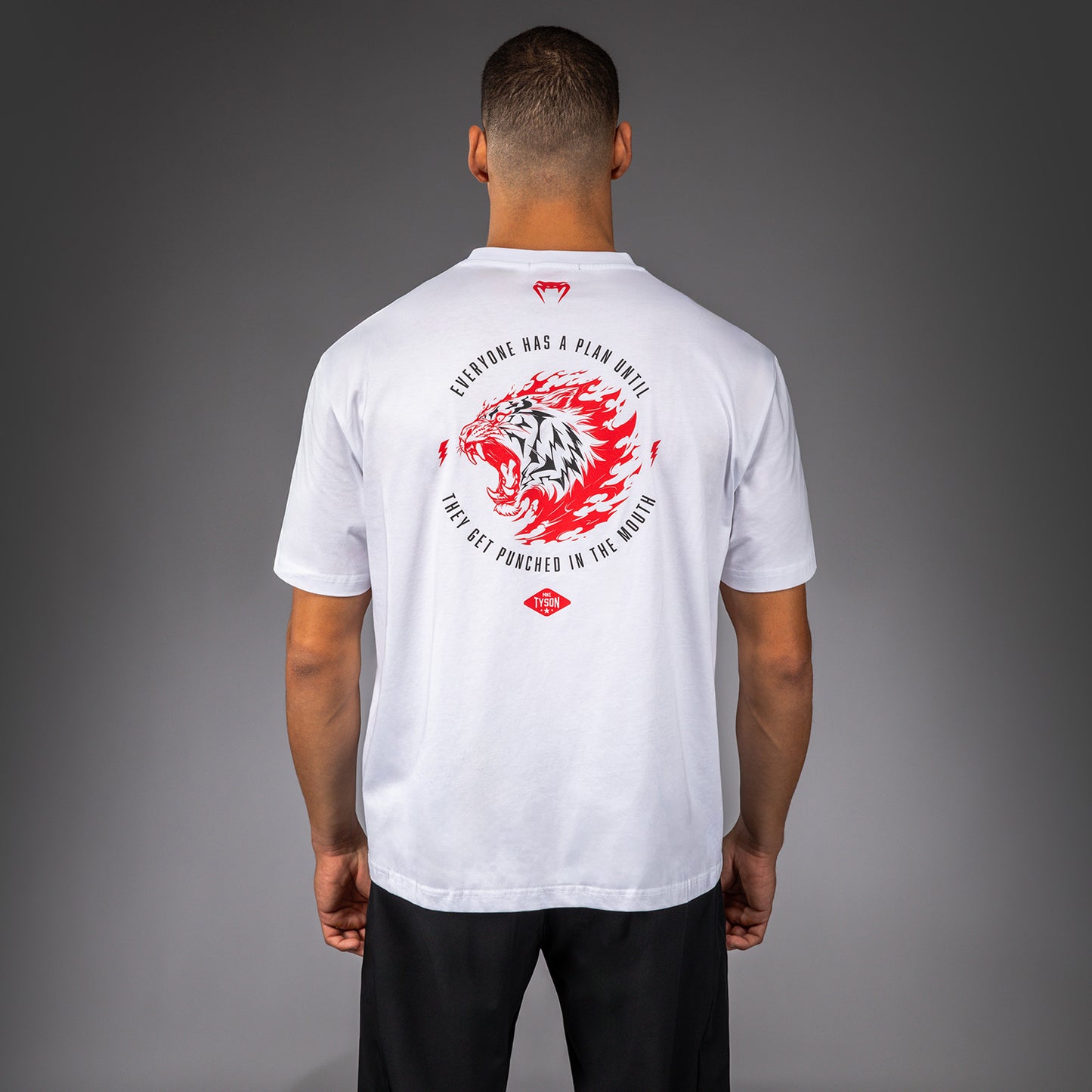 Venum x Mike Tyson:T恤–光学白色