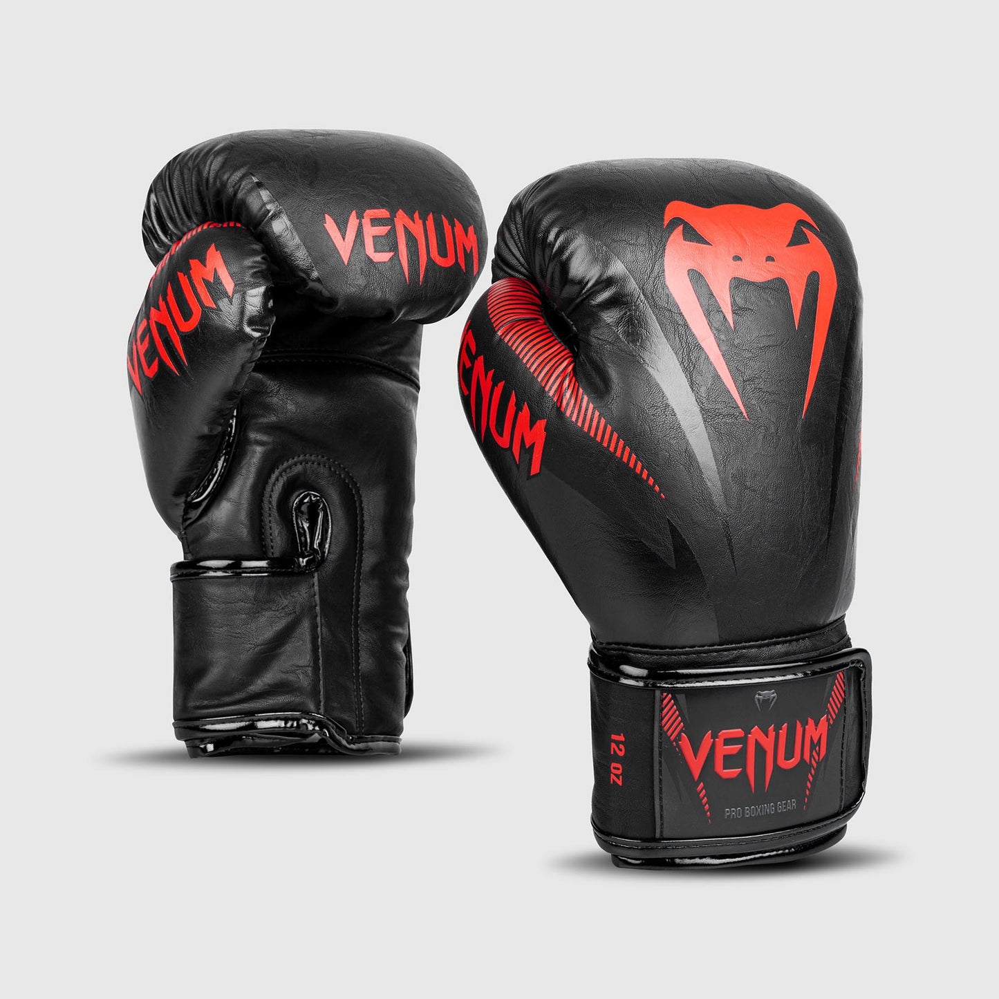 Venum Impact 拳击手套