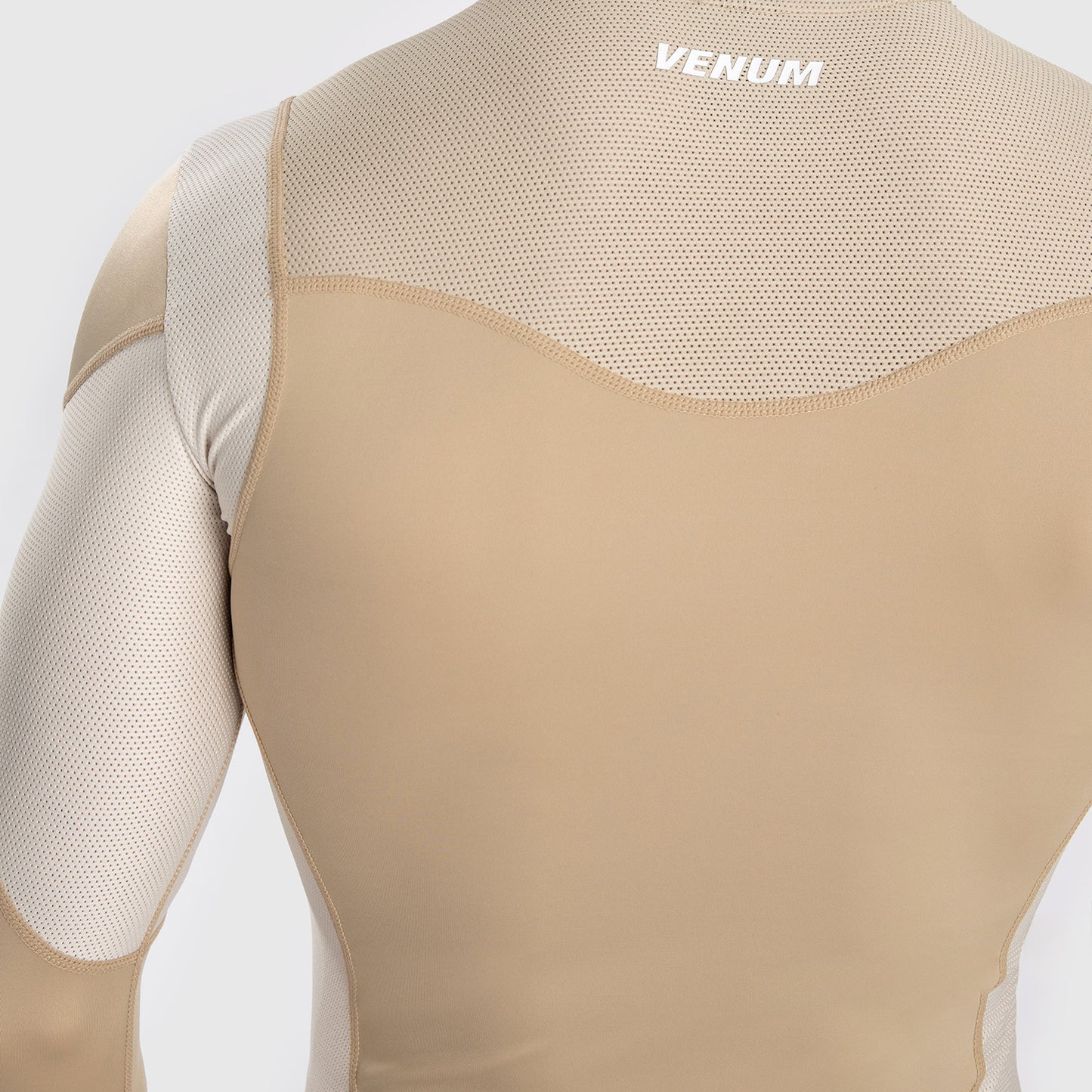 Venum Tempest 男士长袖紧身防磨衣 – 浅米色/沙色