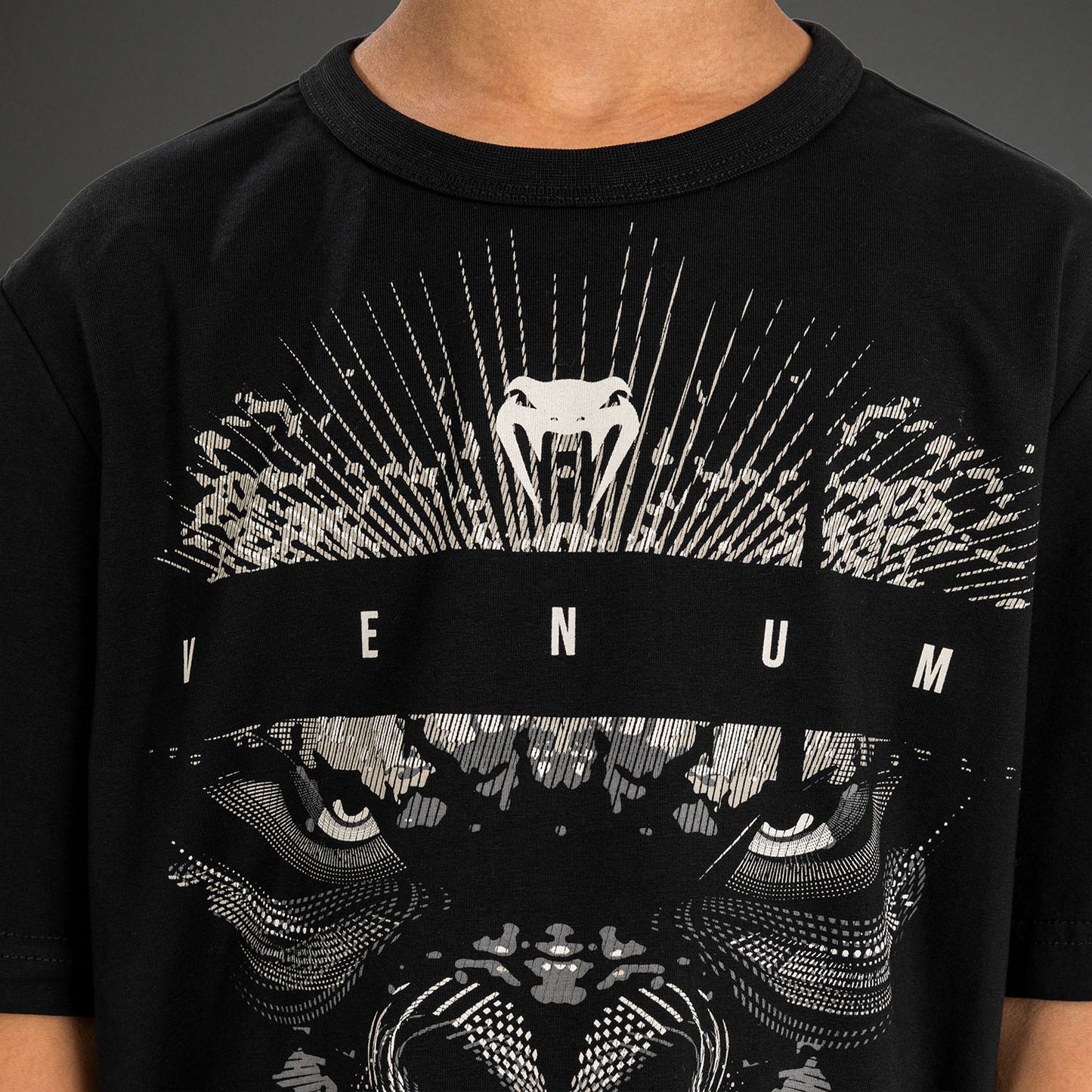 Venum Gorilla Jungle 儿童款 T恤 – 黑色/白色