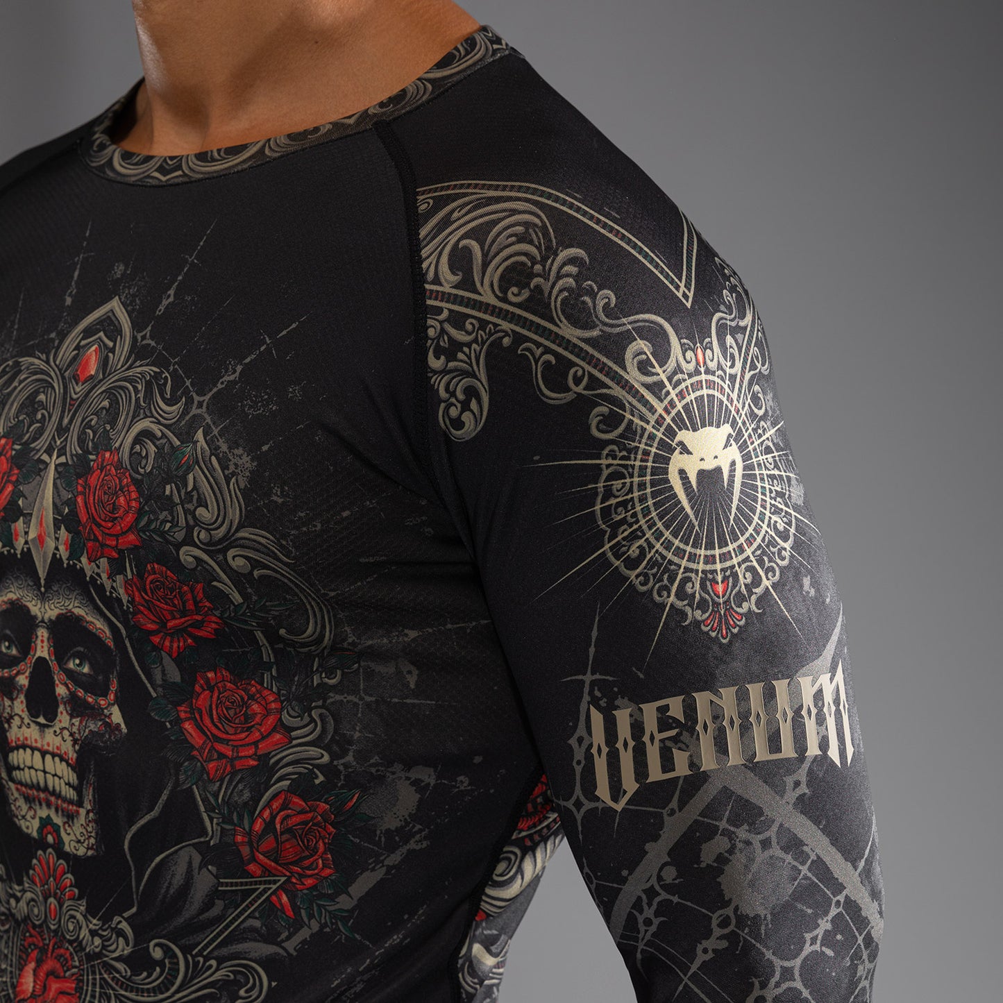 Venum Santa Muerte 5.0 男士长袖紧身防磨衣 – 深黑色/金色