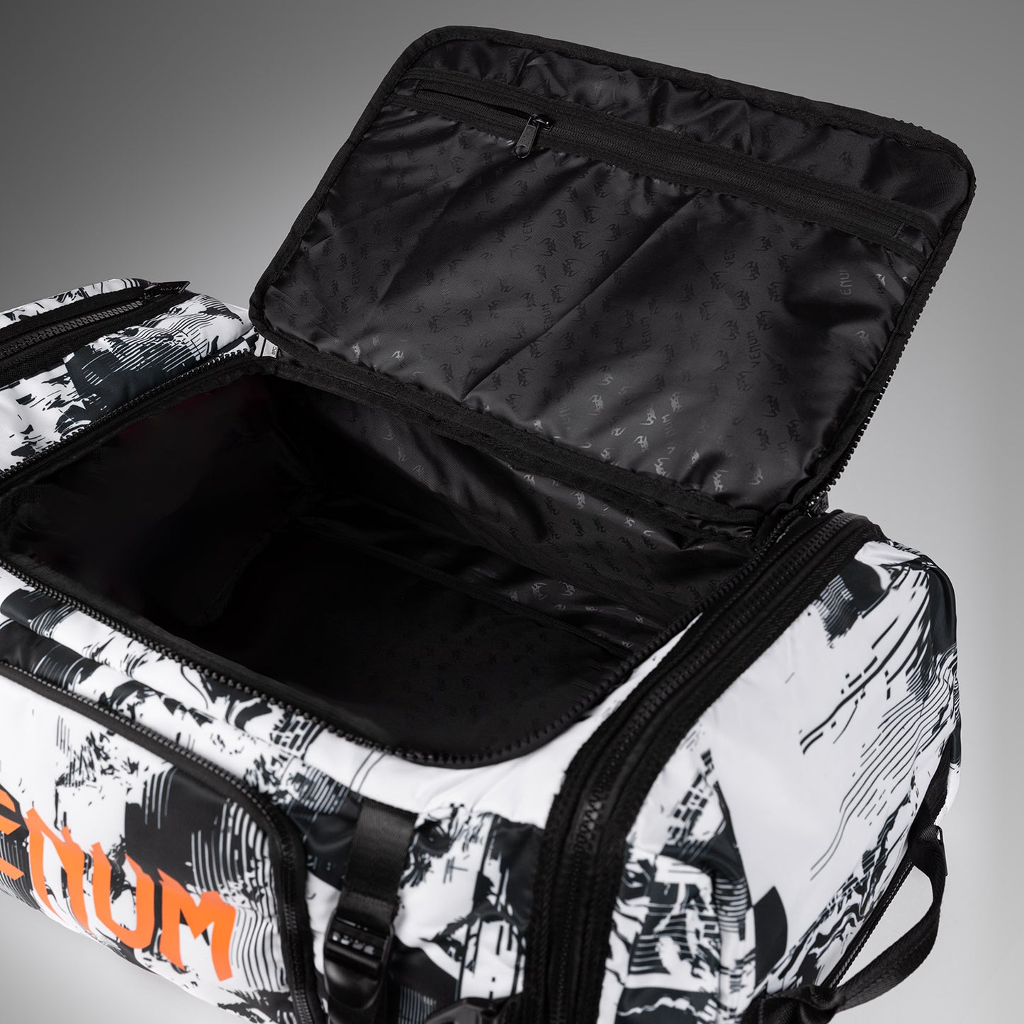 Unisex UFC Zenith by Venum 白色正品比赛周运动包（48L）