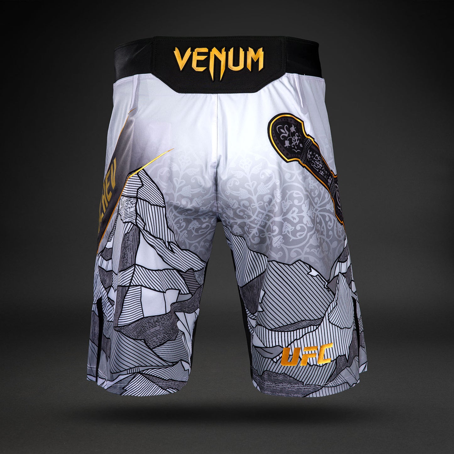 男士 Venum UFC Unrivaled 白色 Islam Makhachev 长款格斗短裤
