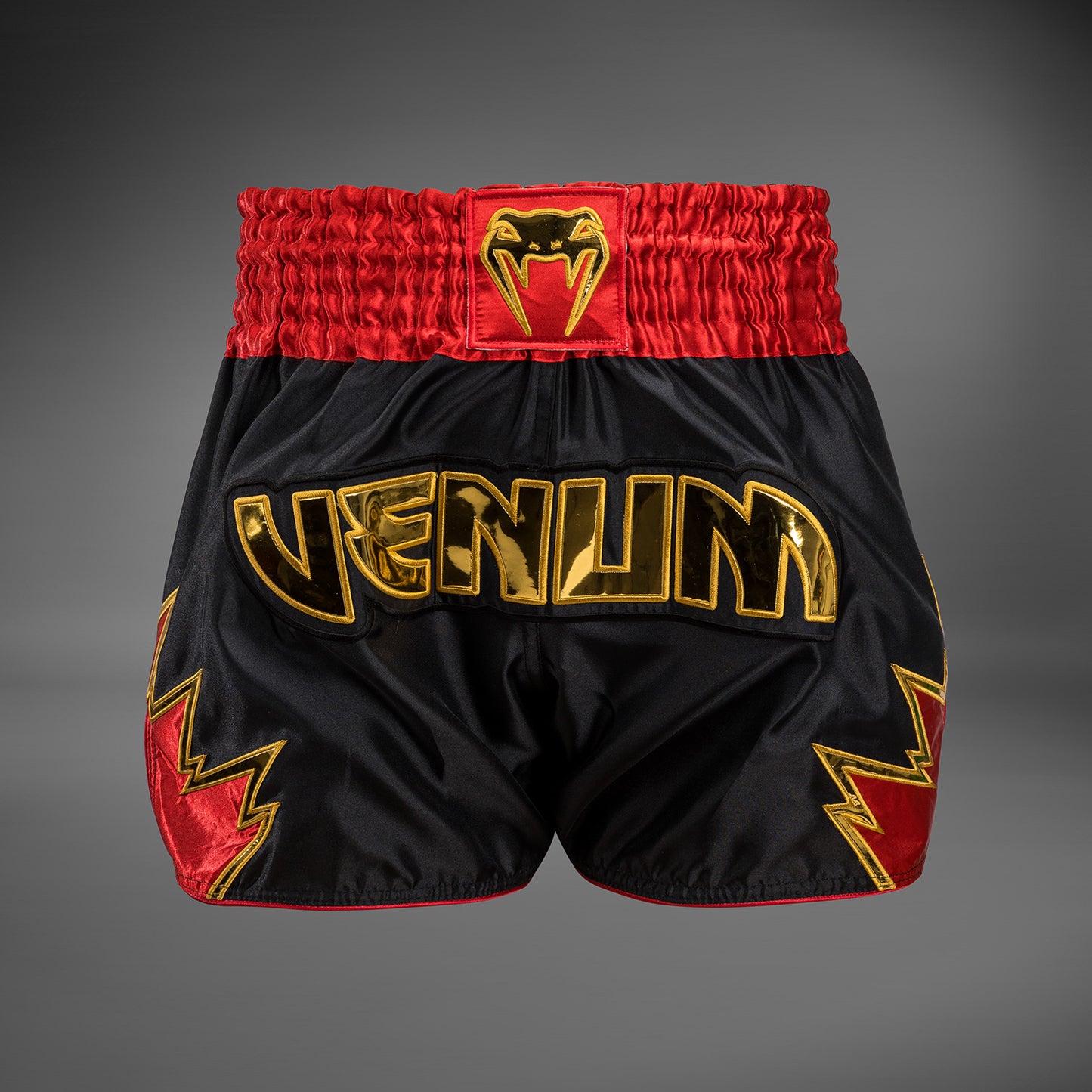 Venum Inferno 泰拳短裤 – 黑色/金色/红色