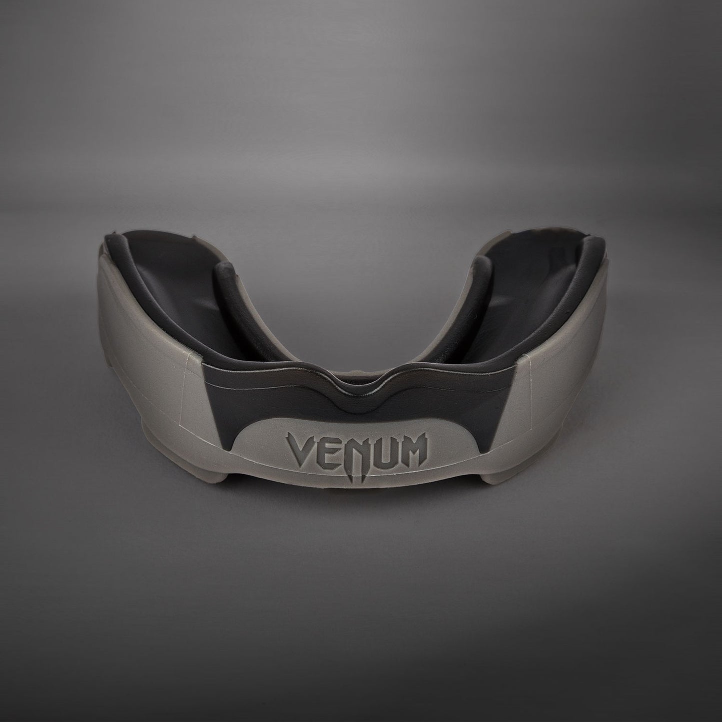 Venum Predator 护齿