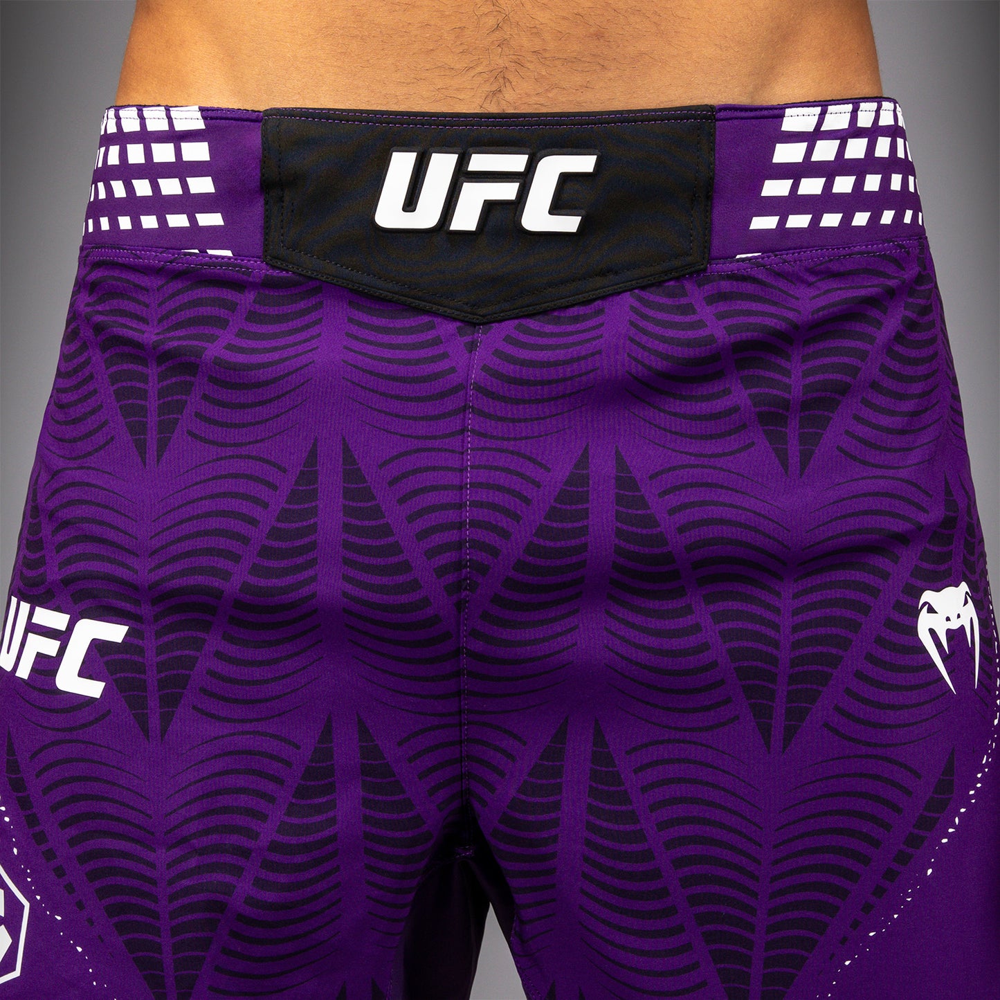 男士Venum UFC Zenith 紫色正品格斗短裤