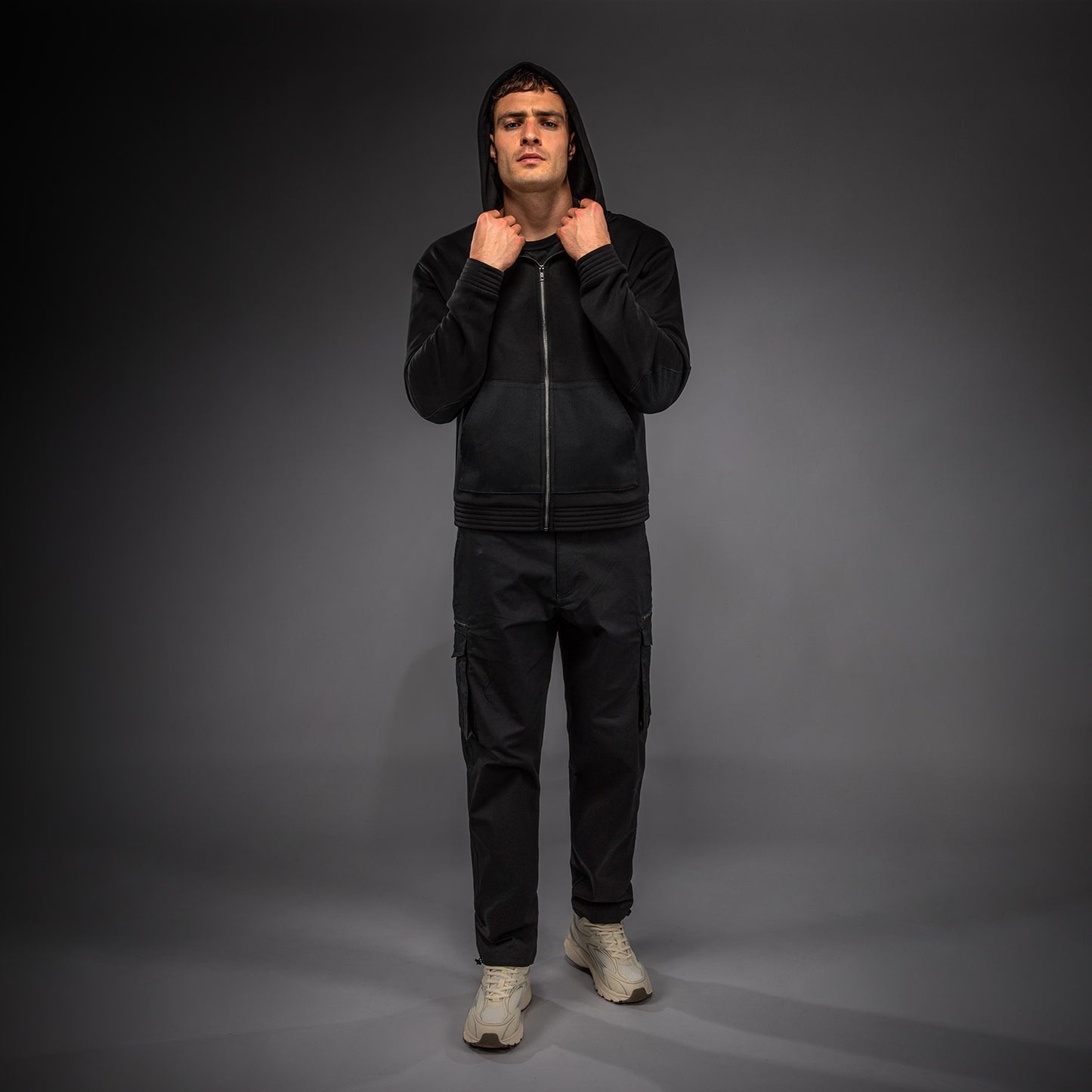 Venum Urban 柔术服连帽卫衣–黑色