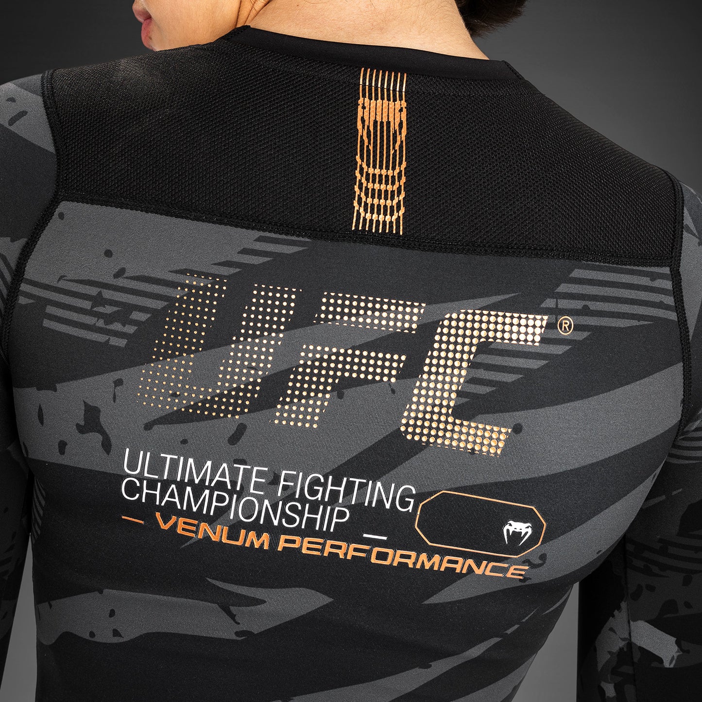 UFC Adrenaline by Venum Fight Week 女士紧身防磨衣–城市迷彩