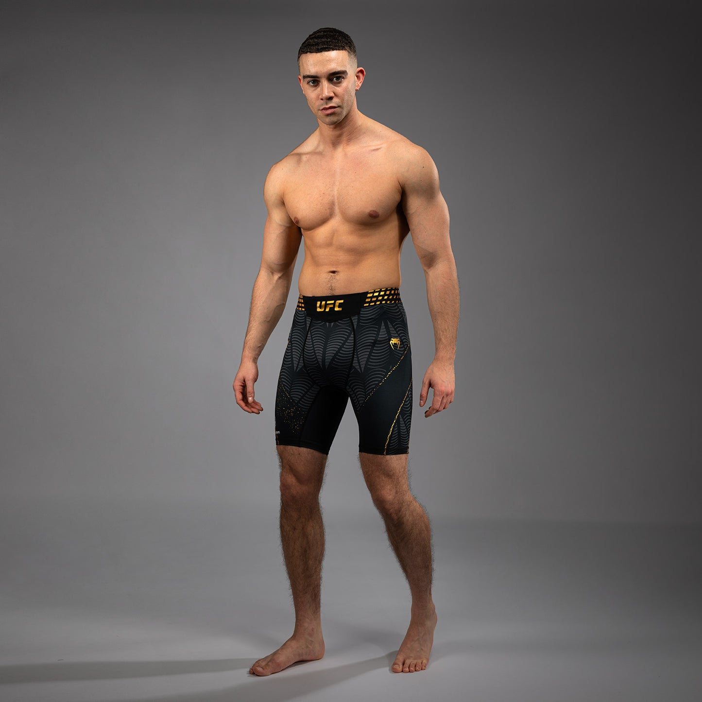 男士UFC Zenith by Venum Champion 真实战夜综合格斗短裤