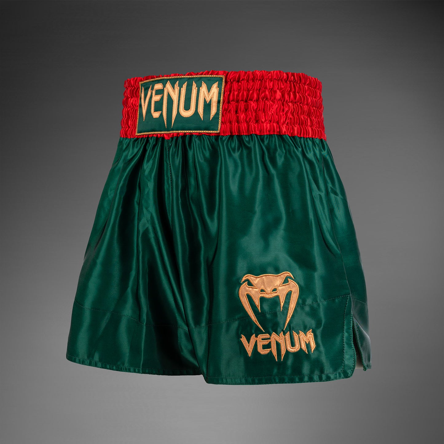 Venum Classic 泰拳短裤 – 深森林绿色