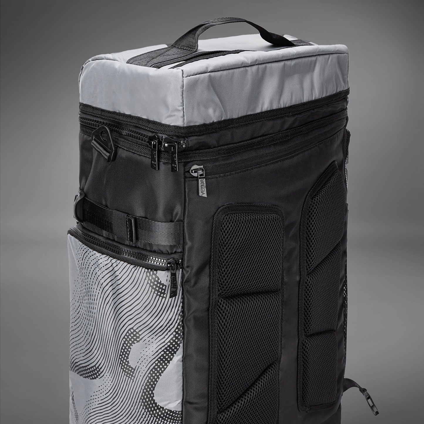 Venum Trainer Hybrid 运动包 – 风暴灰