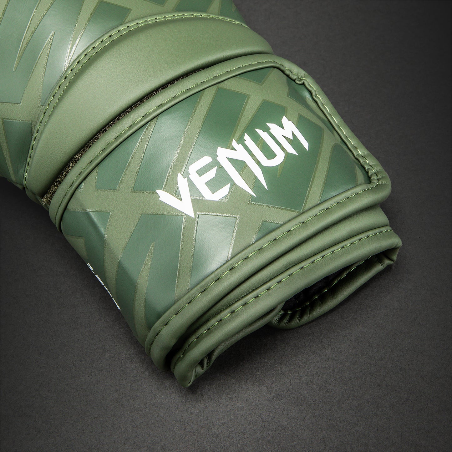 Venum Contender 1.5 XT 3D 拳击手套 - 卡其色