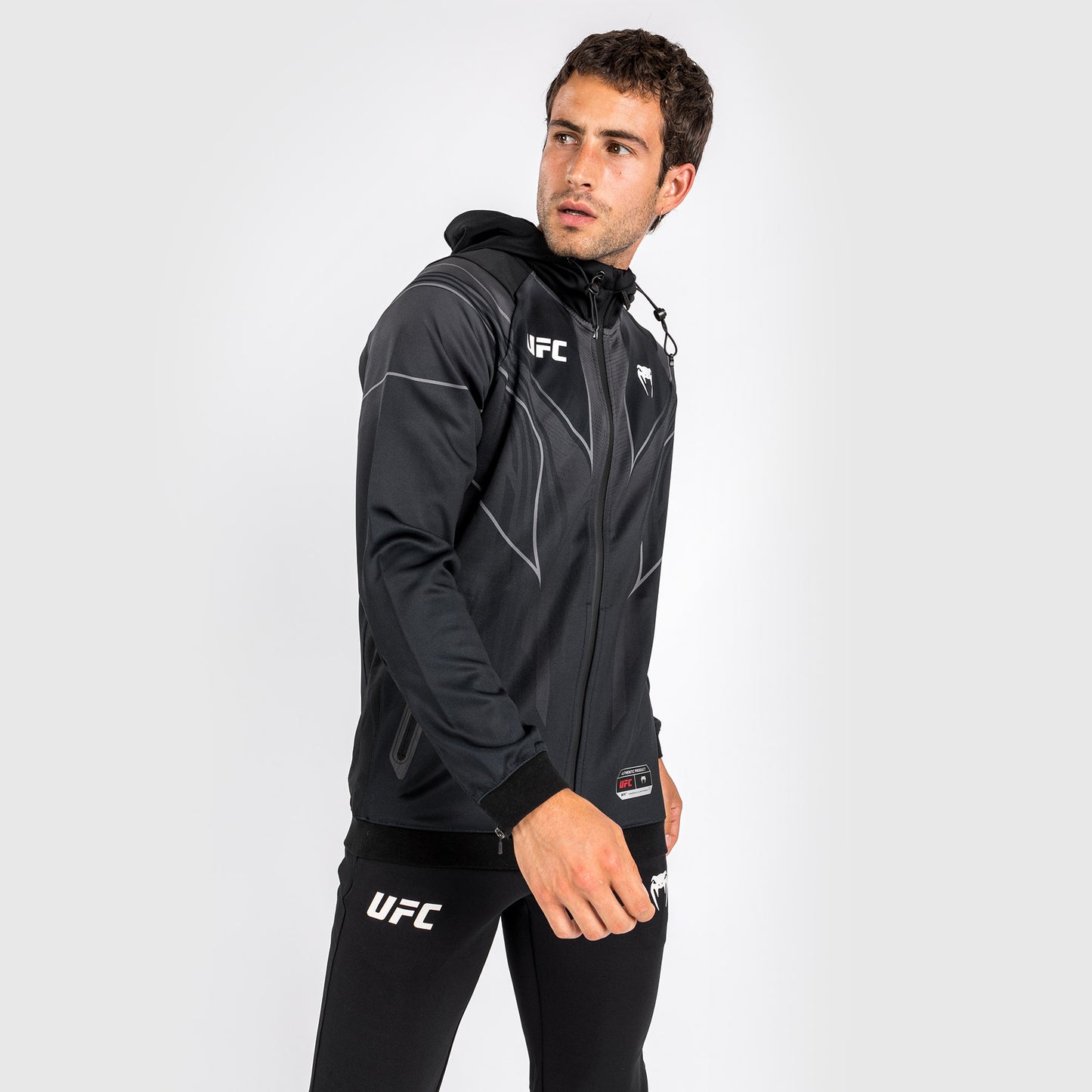 UFC Venum Authentic Fight Night 2.0 Kit by Venum 男士款连帽衫 – 黑色