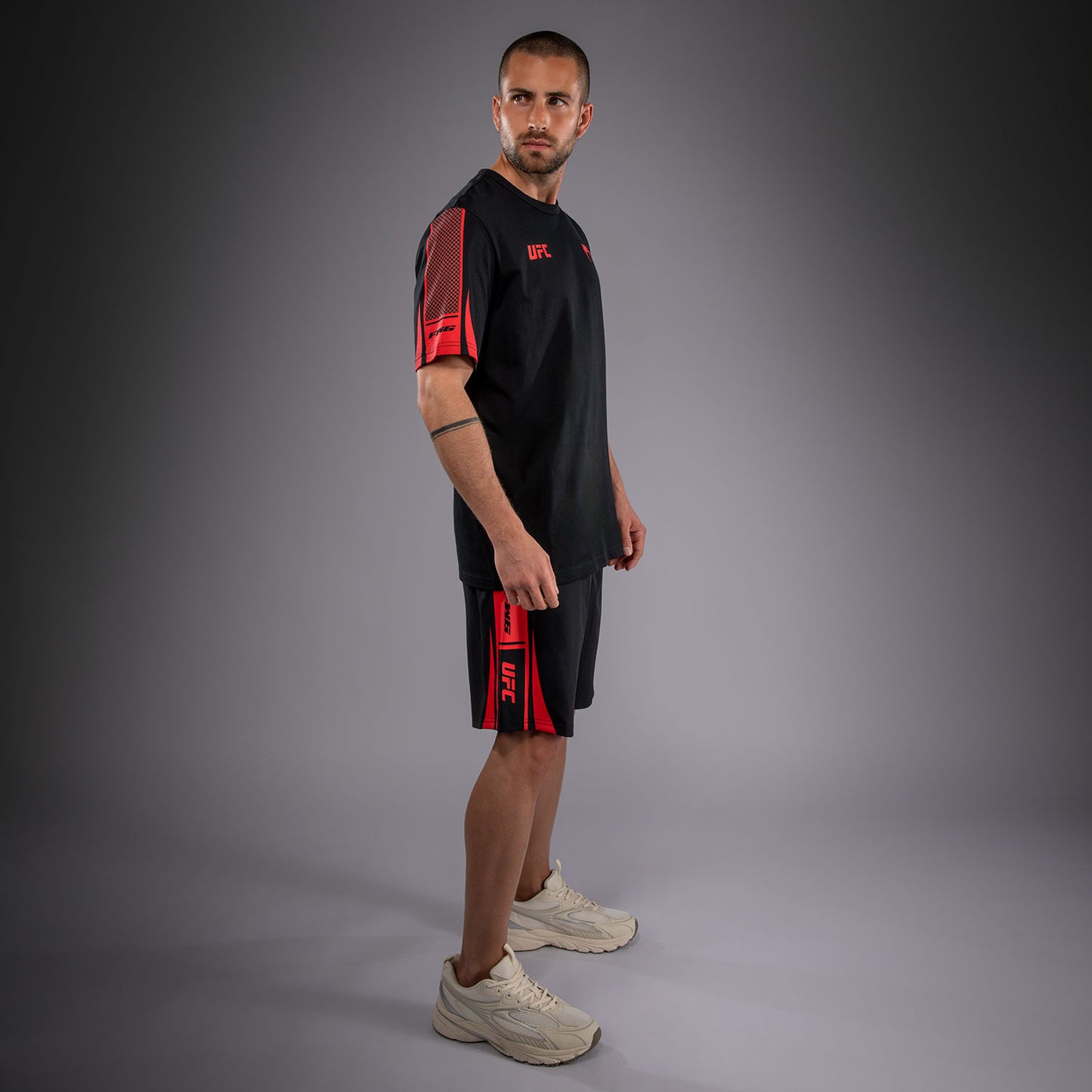 Venum UFC Unity by Venum Authentic Fight Week 男子短袖T恤 - 黑色