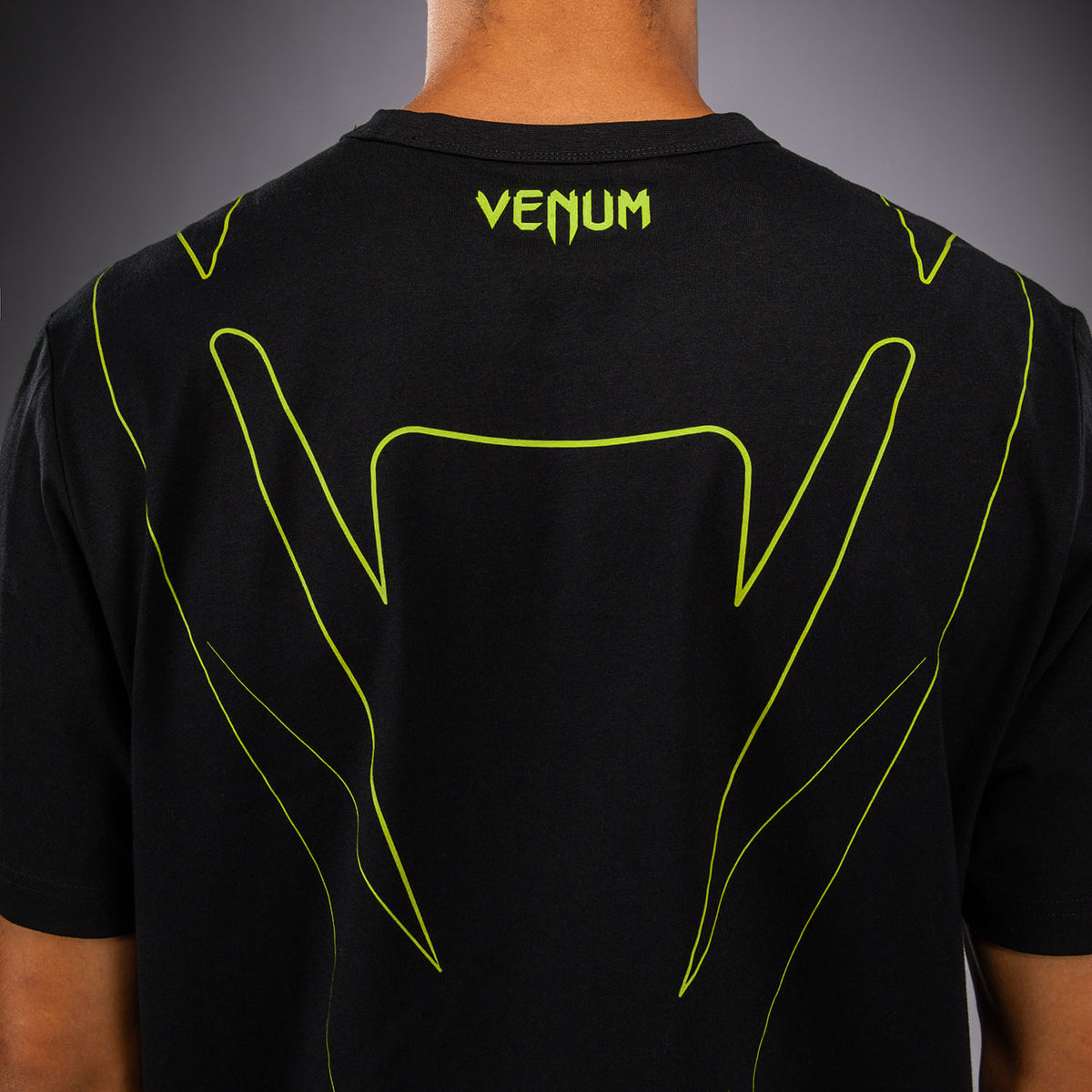 Venum Amazonia Reborn T恤 - 黑色/绿色