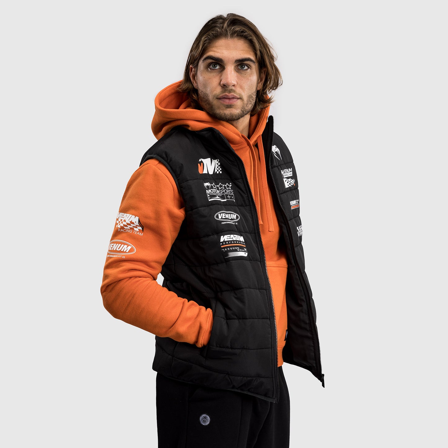 Venum Motorsport 羽绒服 – 深黑色