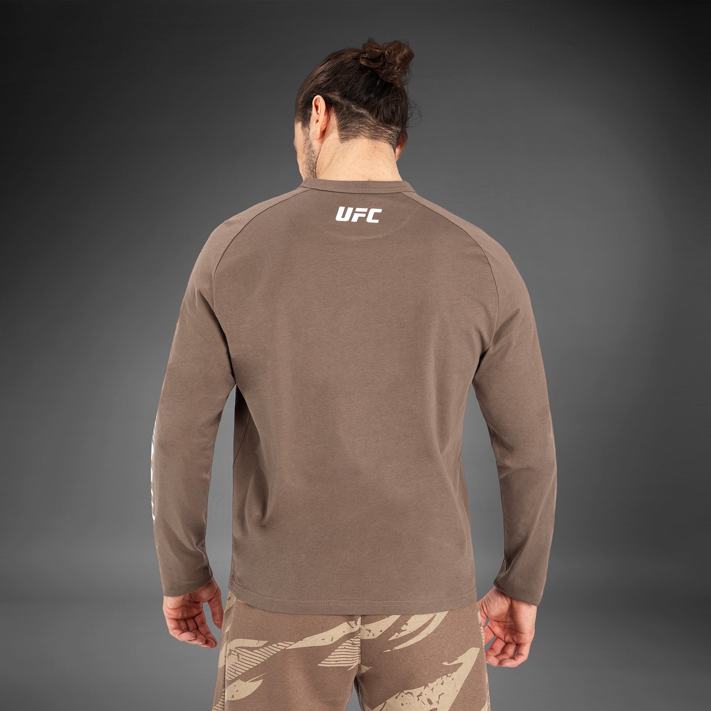 UFC Adrenaline by Venum Fight Week 男士长袖T恤 – 青铜色
