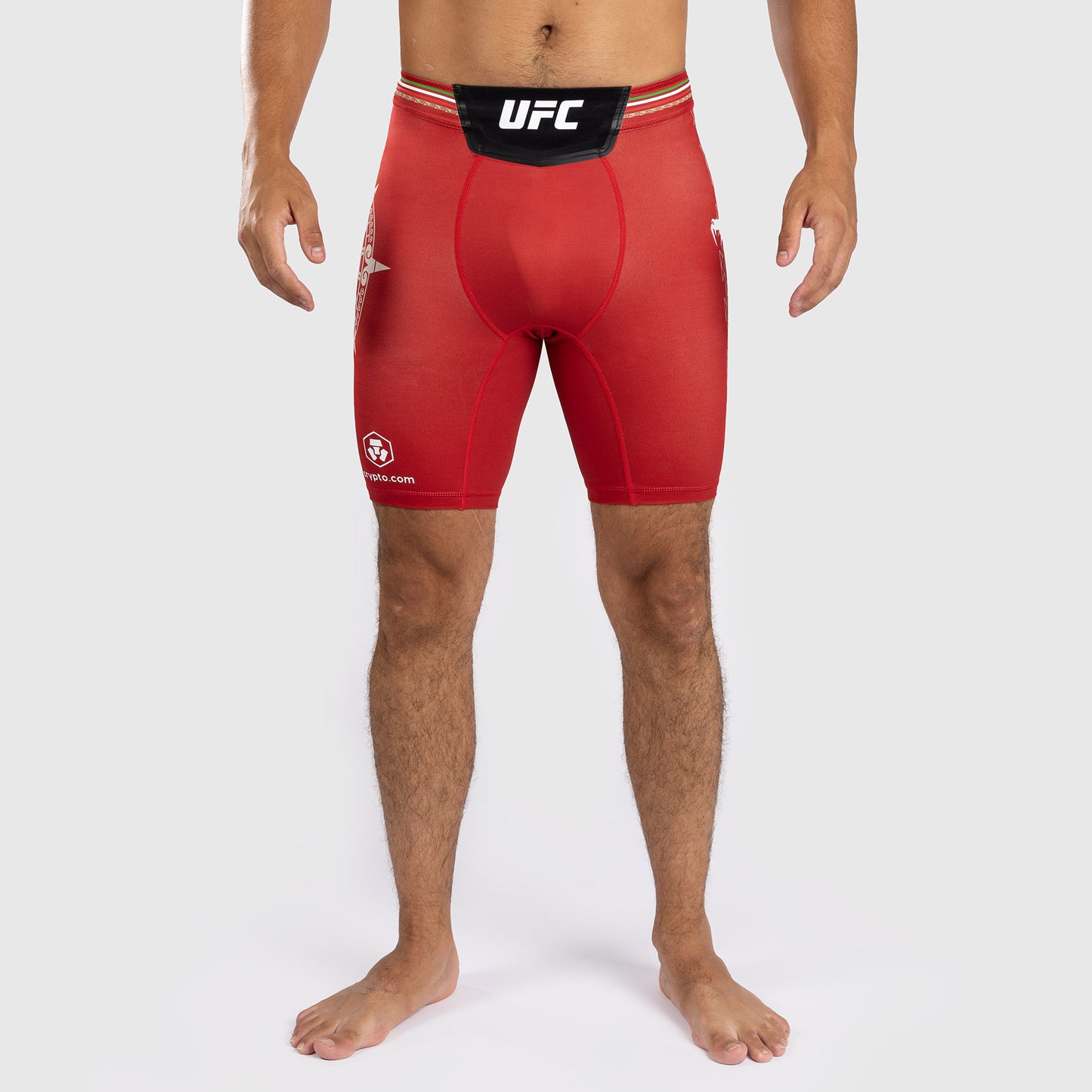 Noche UFC by Venum Authentic Fight Night 男士综合格斗短裤 – 红色