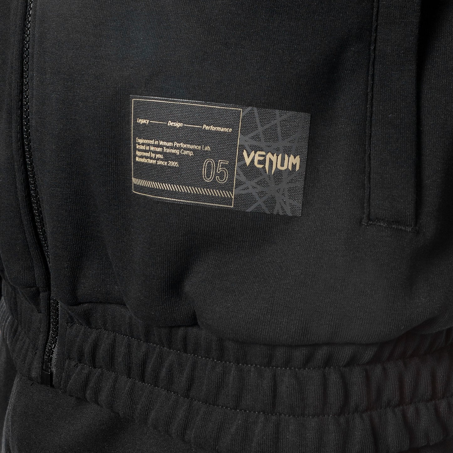 Venum Tecmo 2.0 夹克 – 黑色