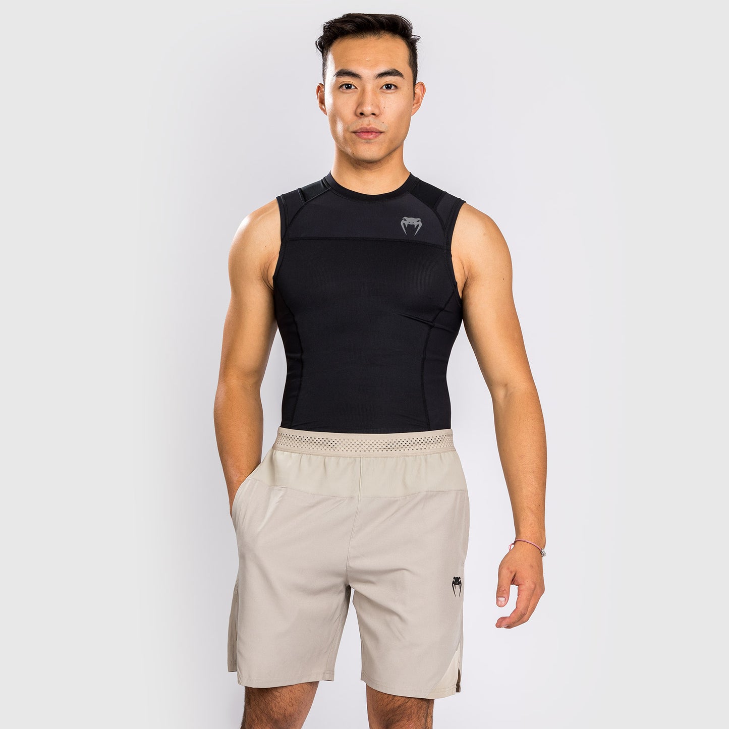 Venum G-Fit Air 训练短裤 – 沙色