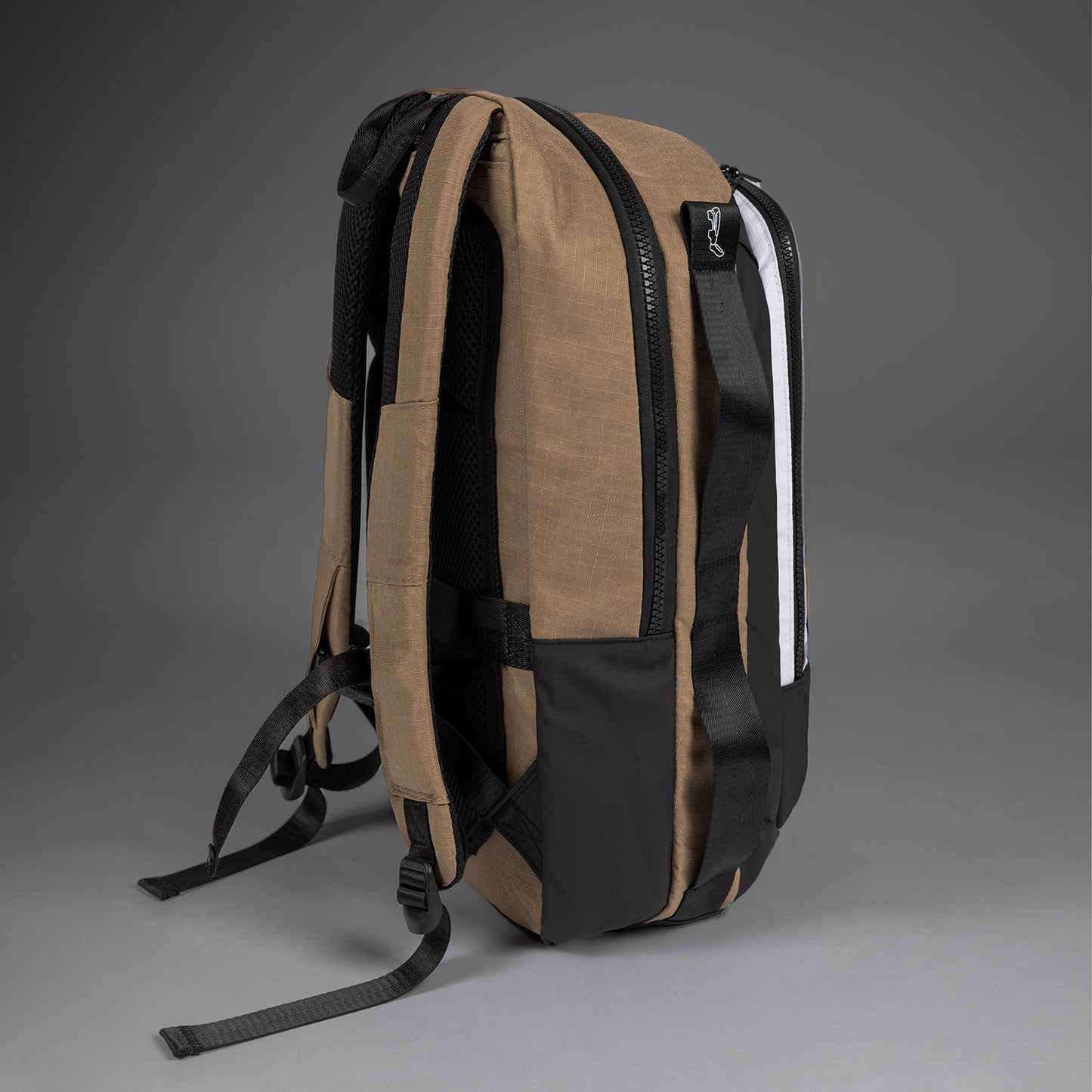 Venum Evo 2 Ripstop 背包 (20-25L) – 沙丘色