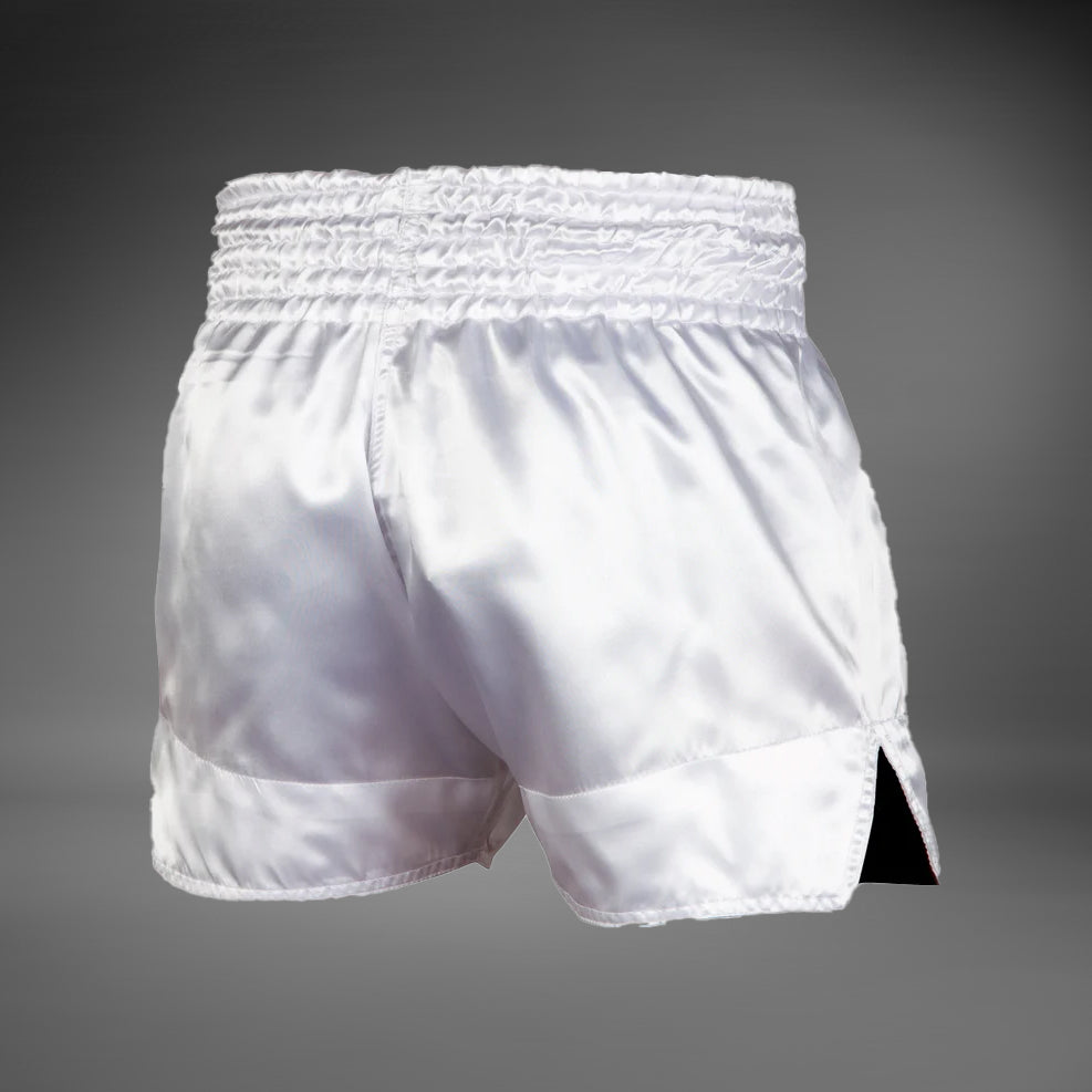Venum Classic 泰拳短裤 – 白色/金色
