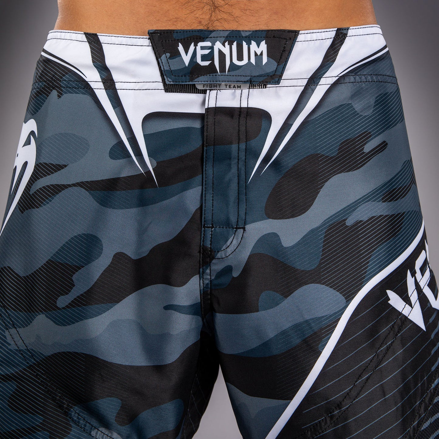 Venum Camo Hero 格斗短裤 - 深藏青色/蓝色