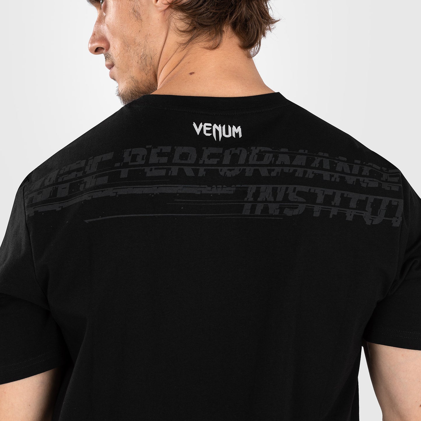 UFC Venum Performance Institute 2.0 男士T恤 – 黑色/红色