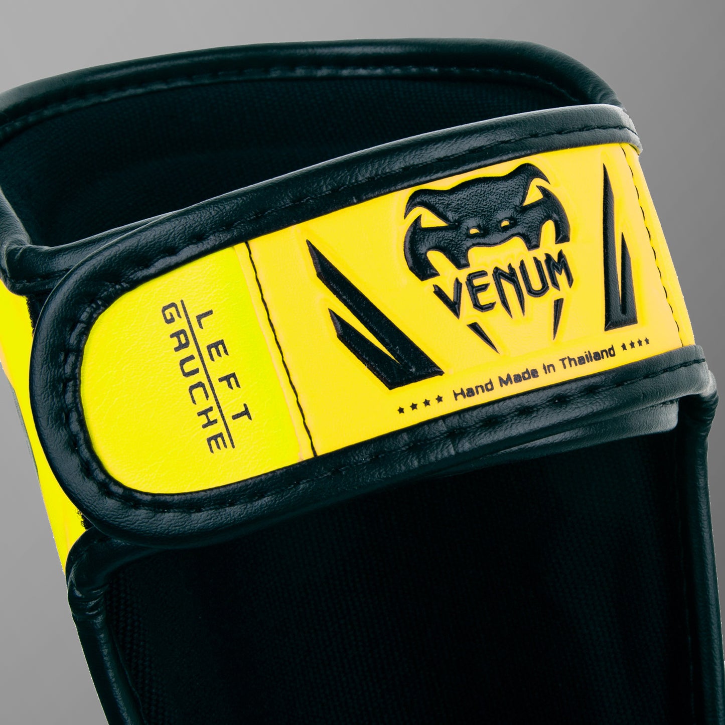 Venum Elite 儿童护胫 – 独家款