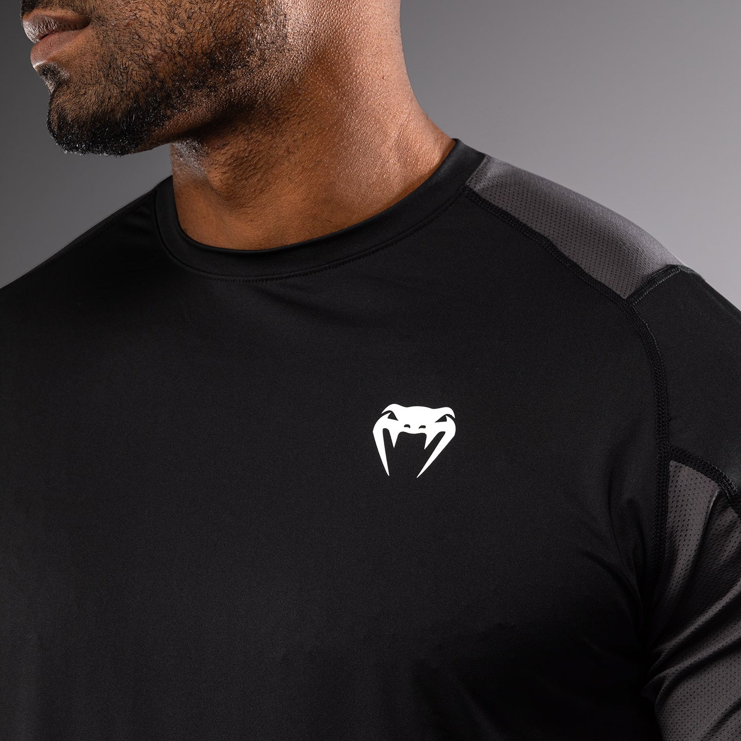 Venum Rapid Dry-Tech T恤 – 黑色/风暴灰