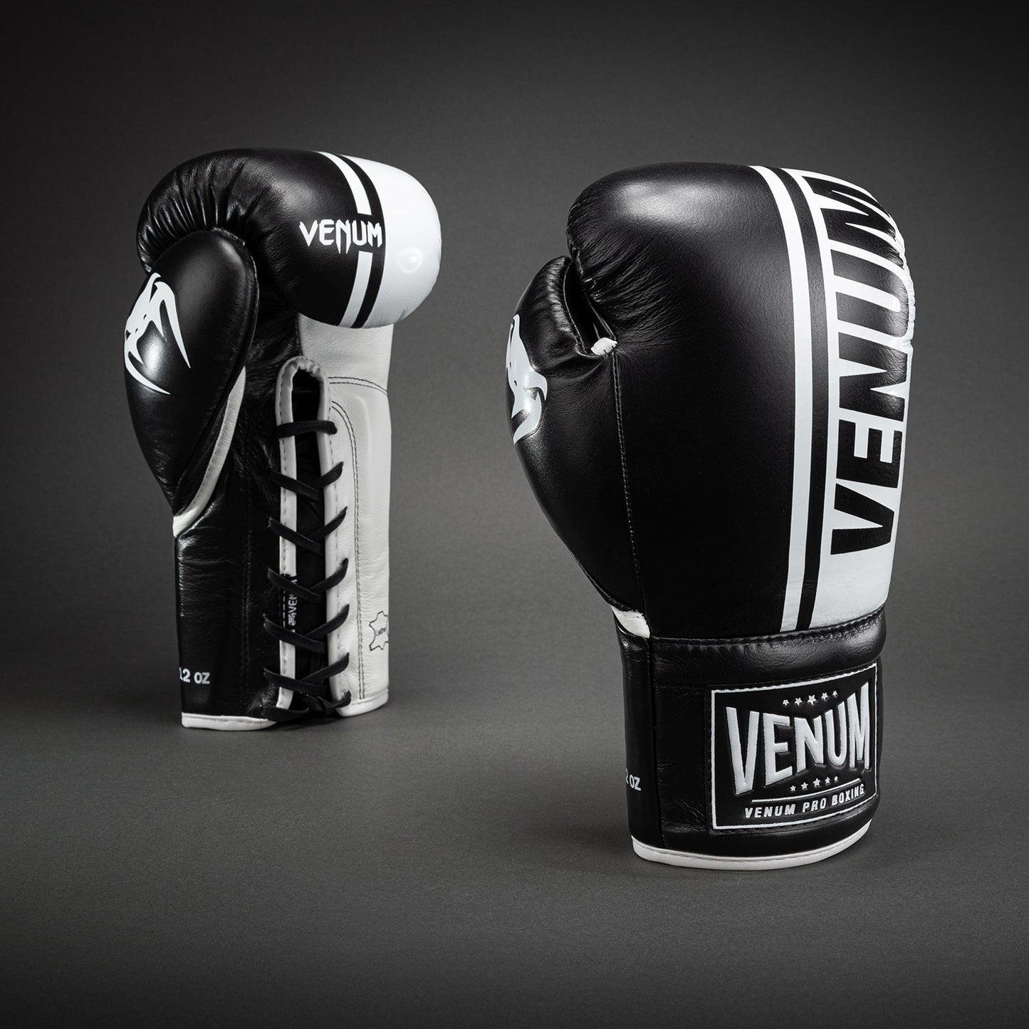 Venum Shield Pro 拳击手套带系带 – 黑色/白色