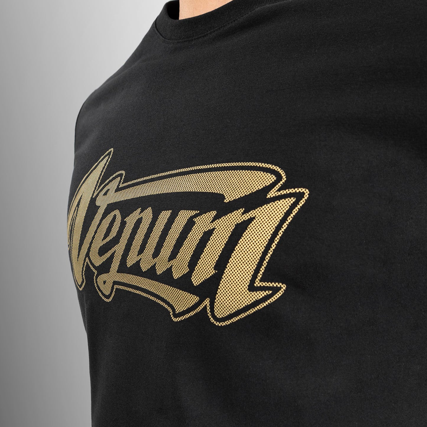 Venum Absolute 2.0 T恤–修身款–黑色/金色