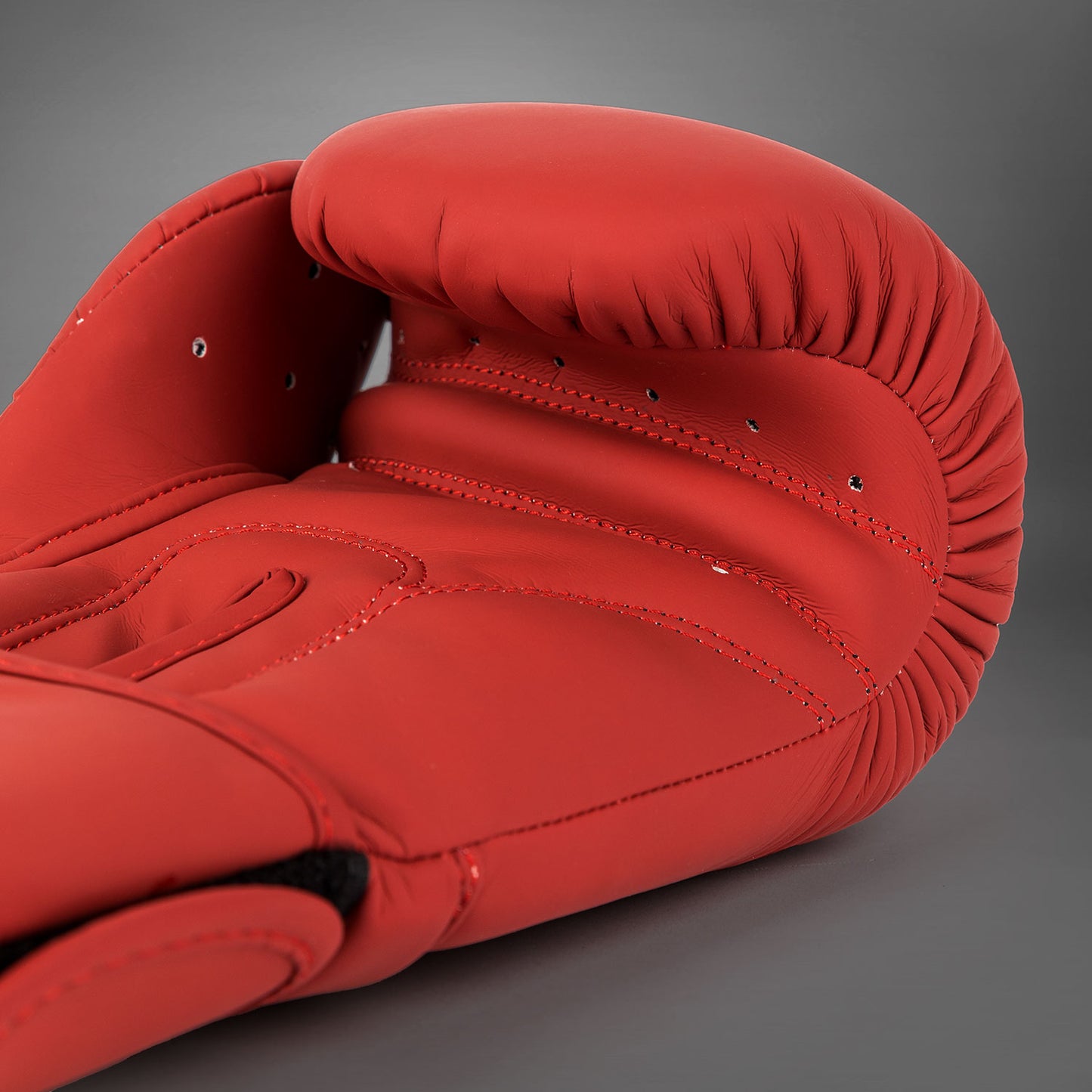 Venum Contender 1.5 拳击手套 – 樱桃红