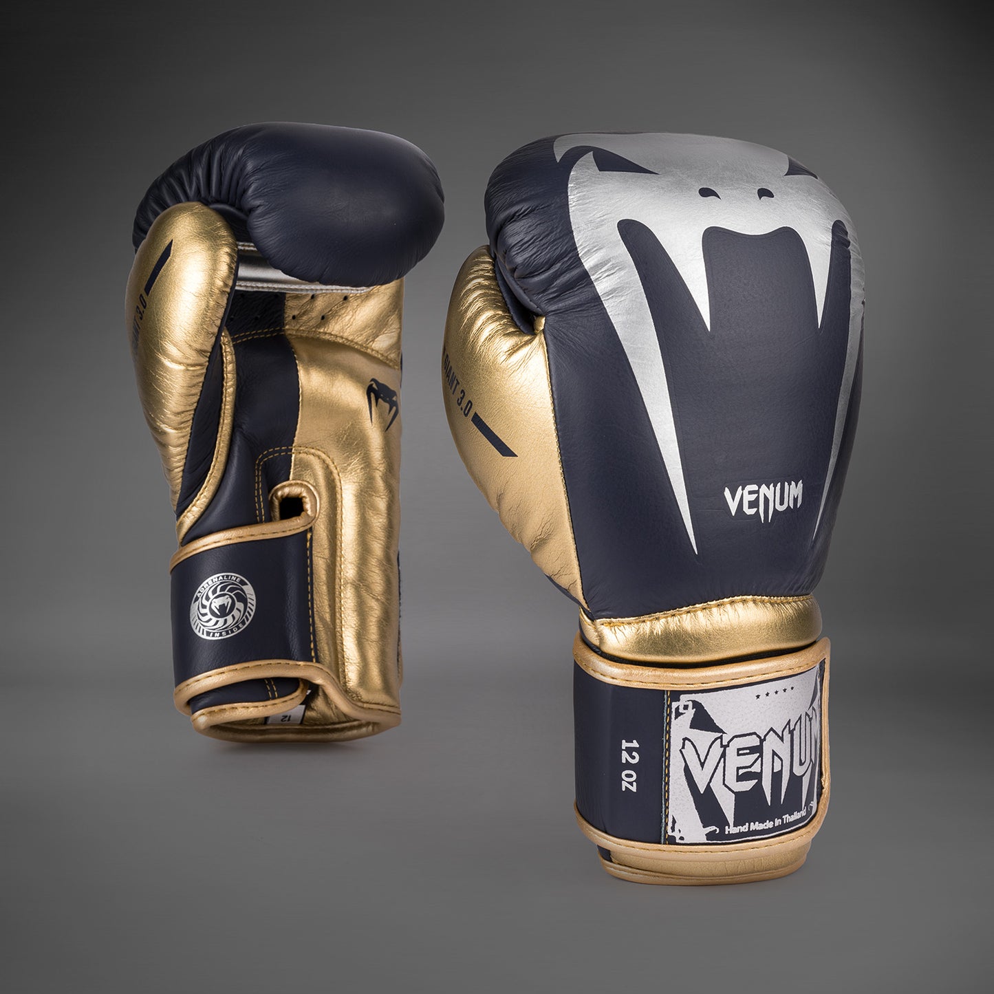 Venum Giant 3.0 拳击手套 – 藏青色/金色 – 特别版