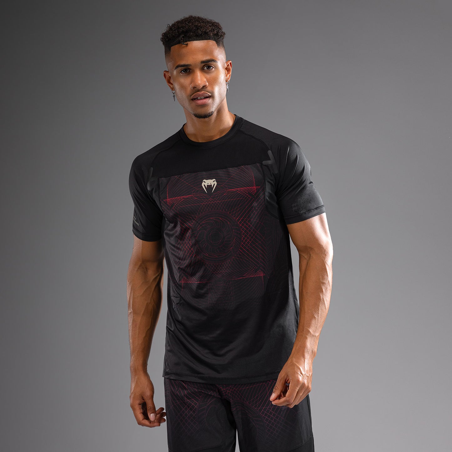 Venum G-Fit Air 男士 Dry-Tech T恤 – 深黑色/火红色