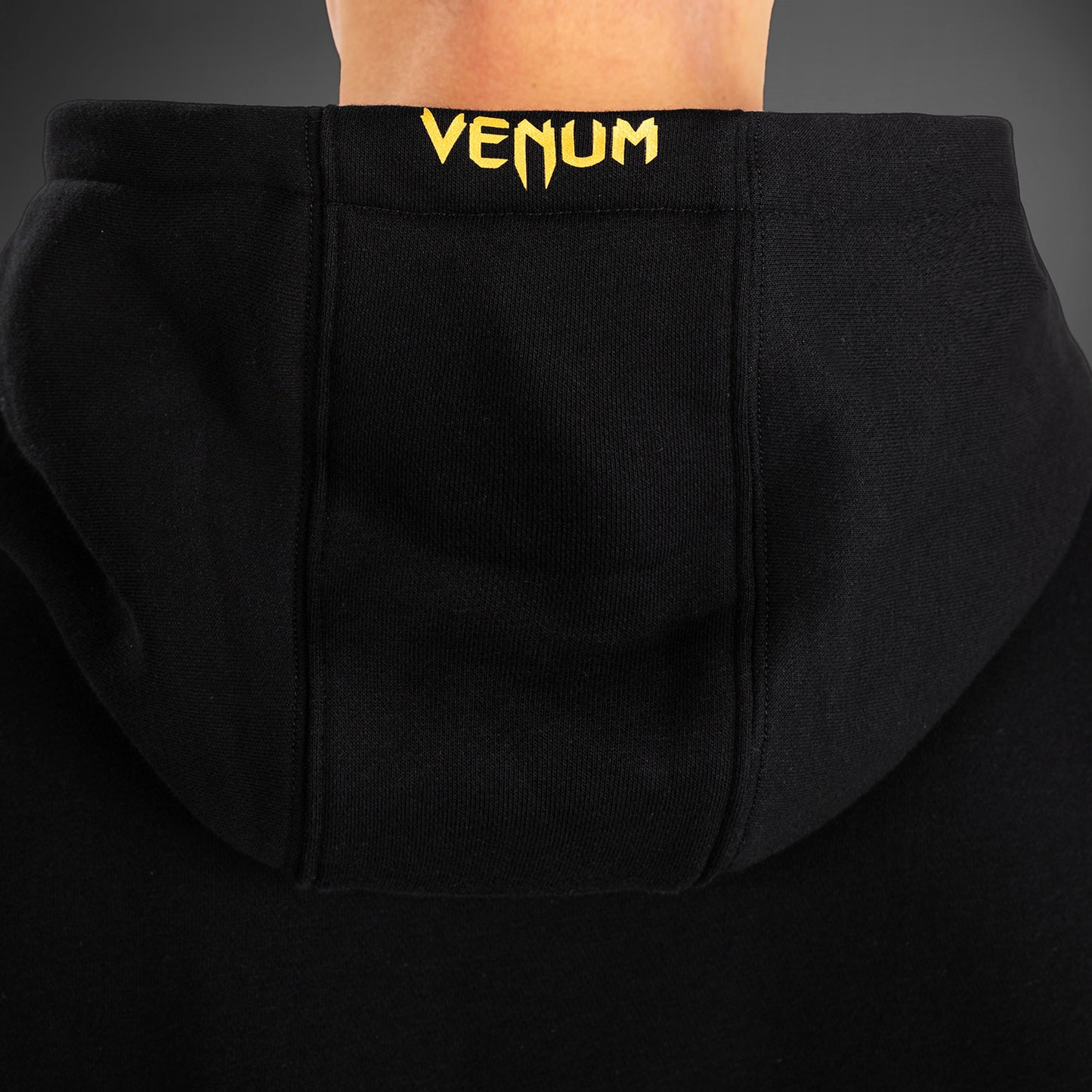 UFC Fusion by Venum 男士款 连帽卫衣 – Champion