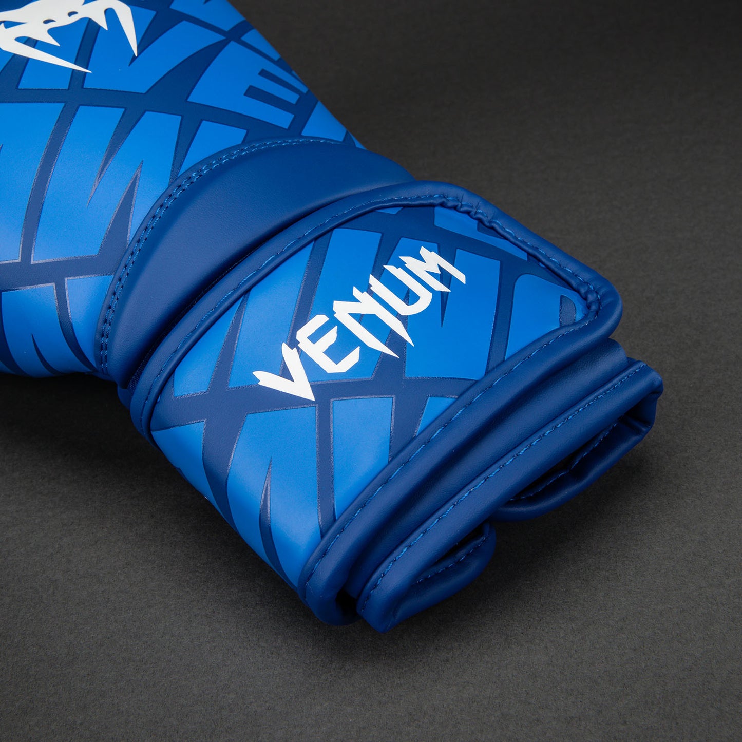 Venum Contender 1.5 XT 3D 拳击手套 – 皇室蓝/白色