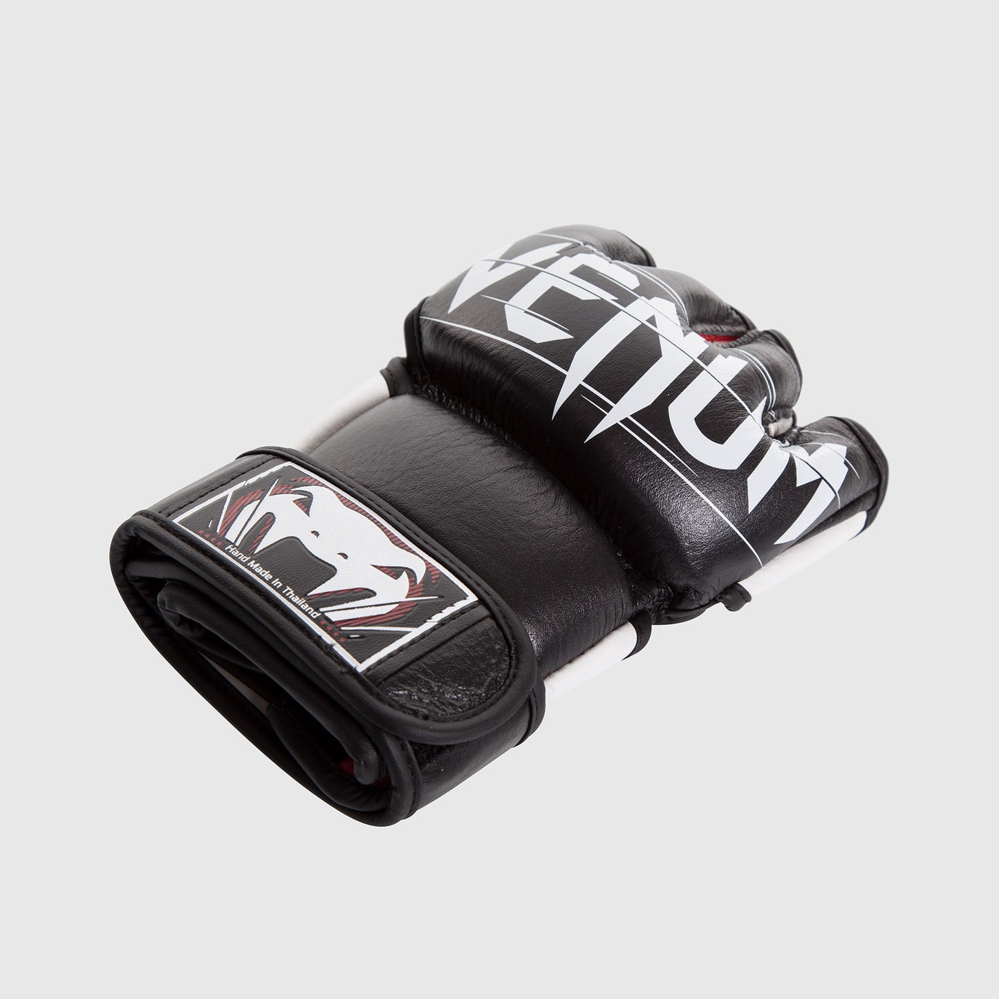 Venum Undisputed 2.0 MMA手套 – 纳帕皮革