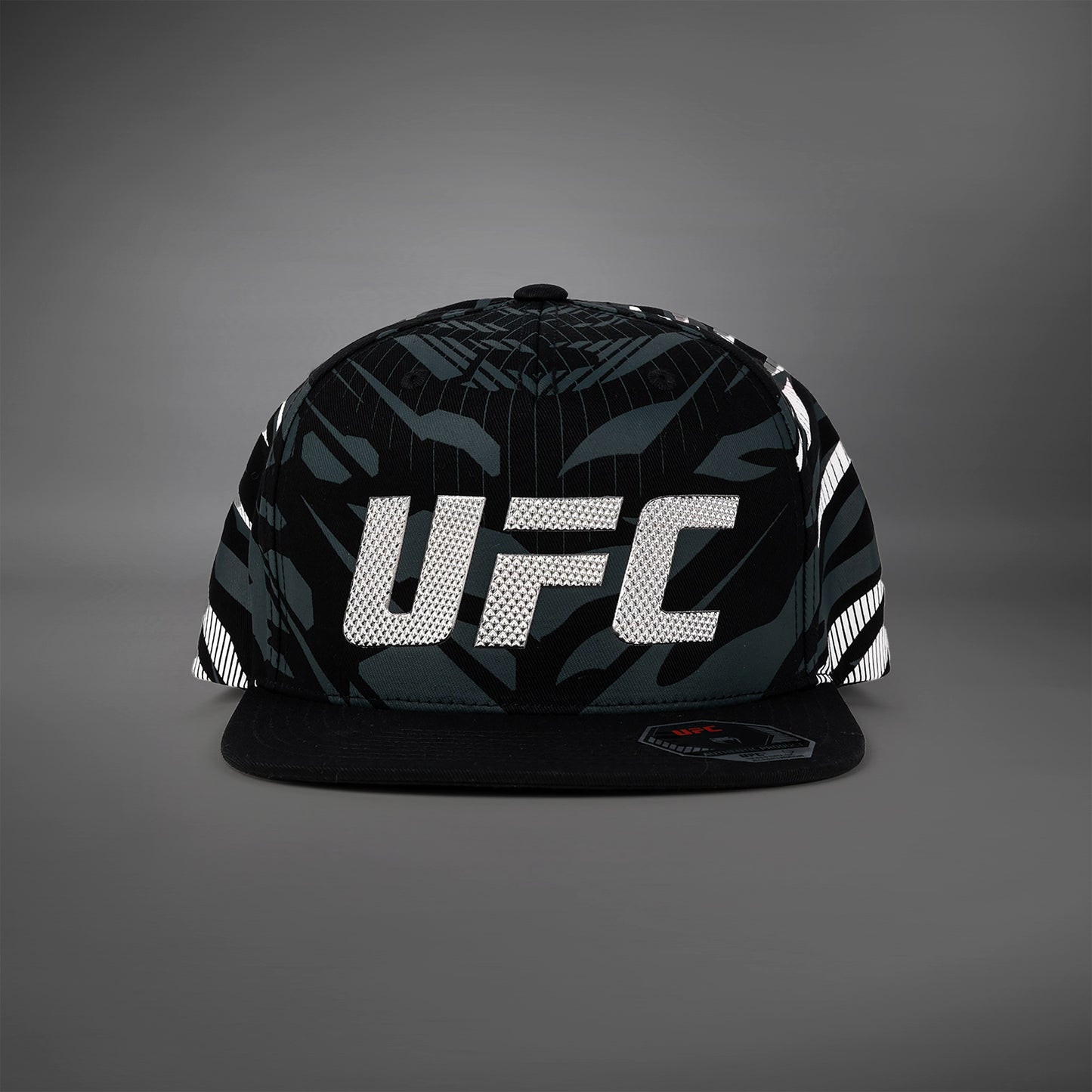 UFC Fusion by Venum Authentic Fight Night 运动棒球帽 – 黑色