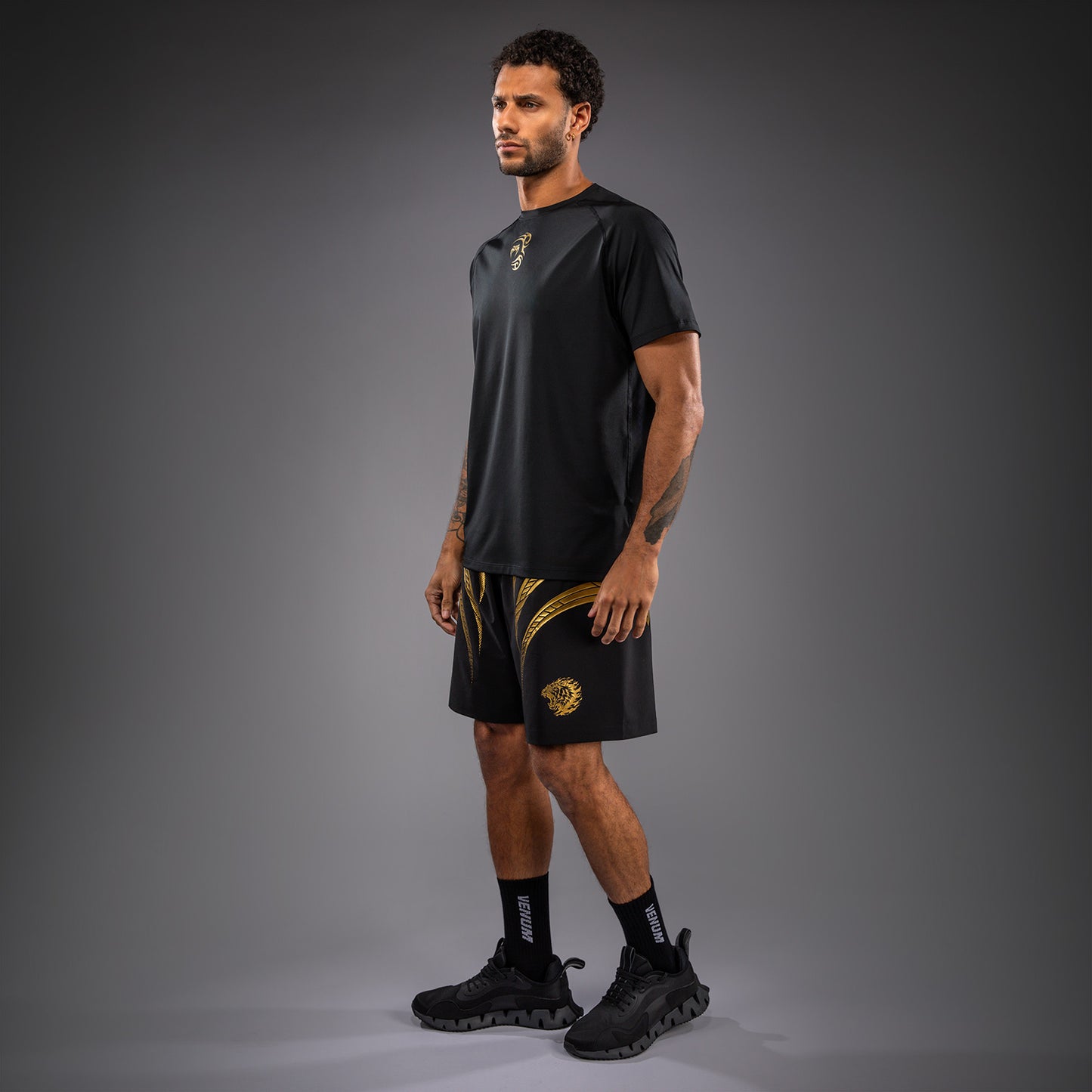 Venum x Mike Tyson Tiger Dry Tech T恤 - 黑色/金色